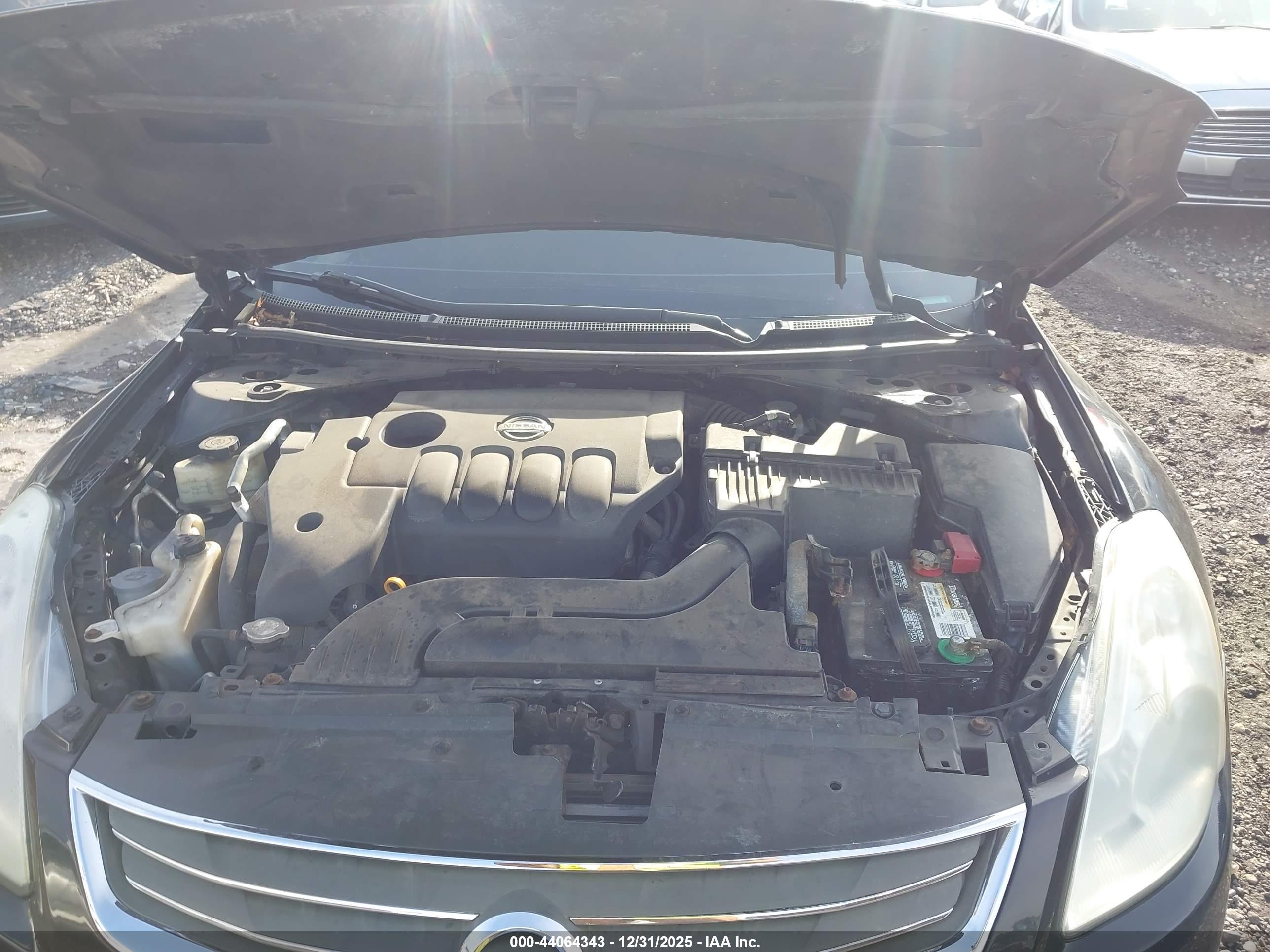 NISSAN ALTIMA image 10