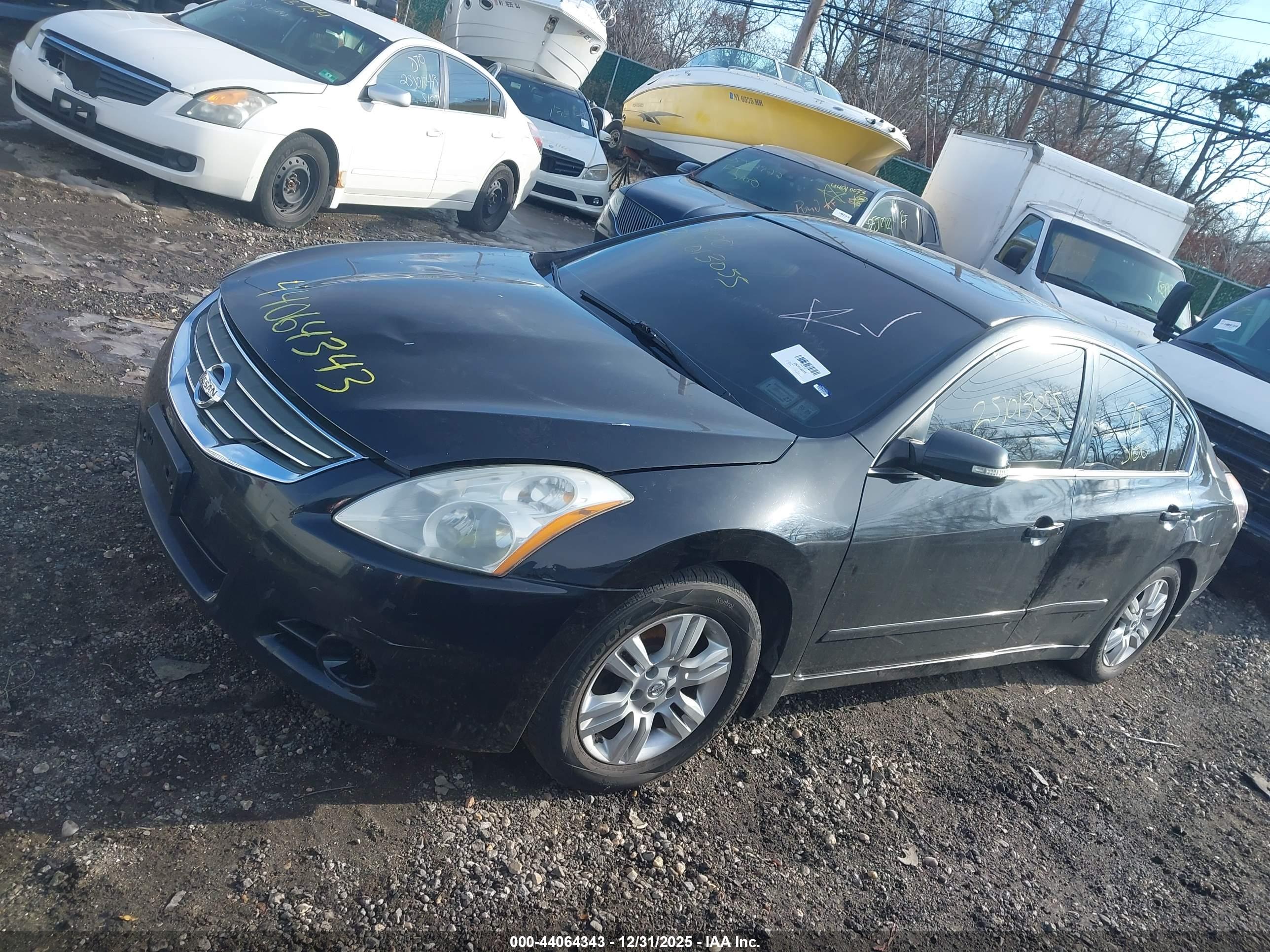 NISSAN ALTIMA image 2