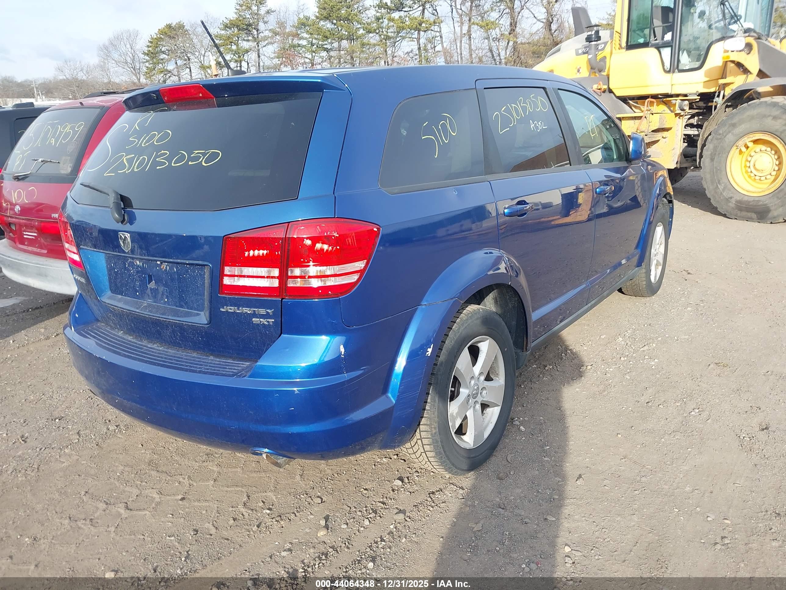 DODGE JOURNEY image 4