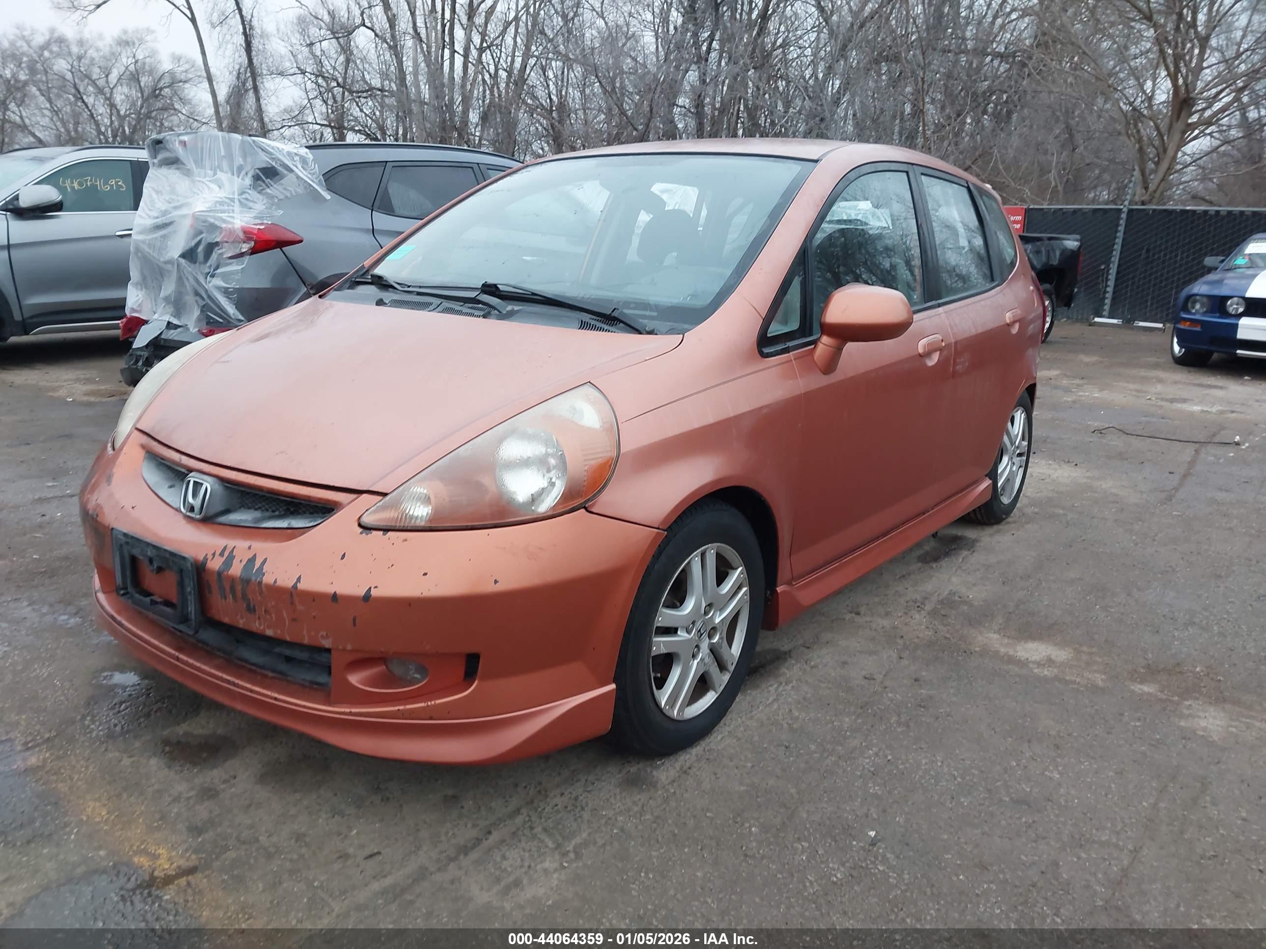 HONDA FIT image 2