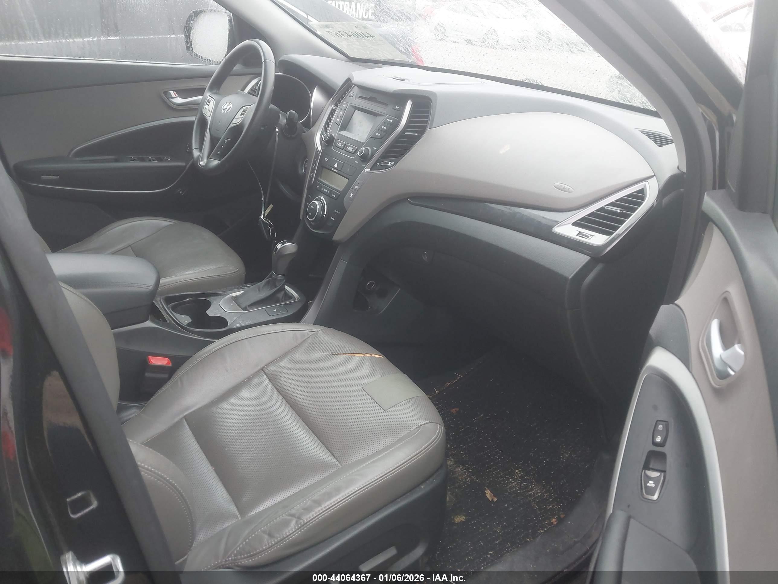HYUNDAI SANTA image 5