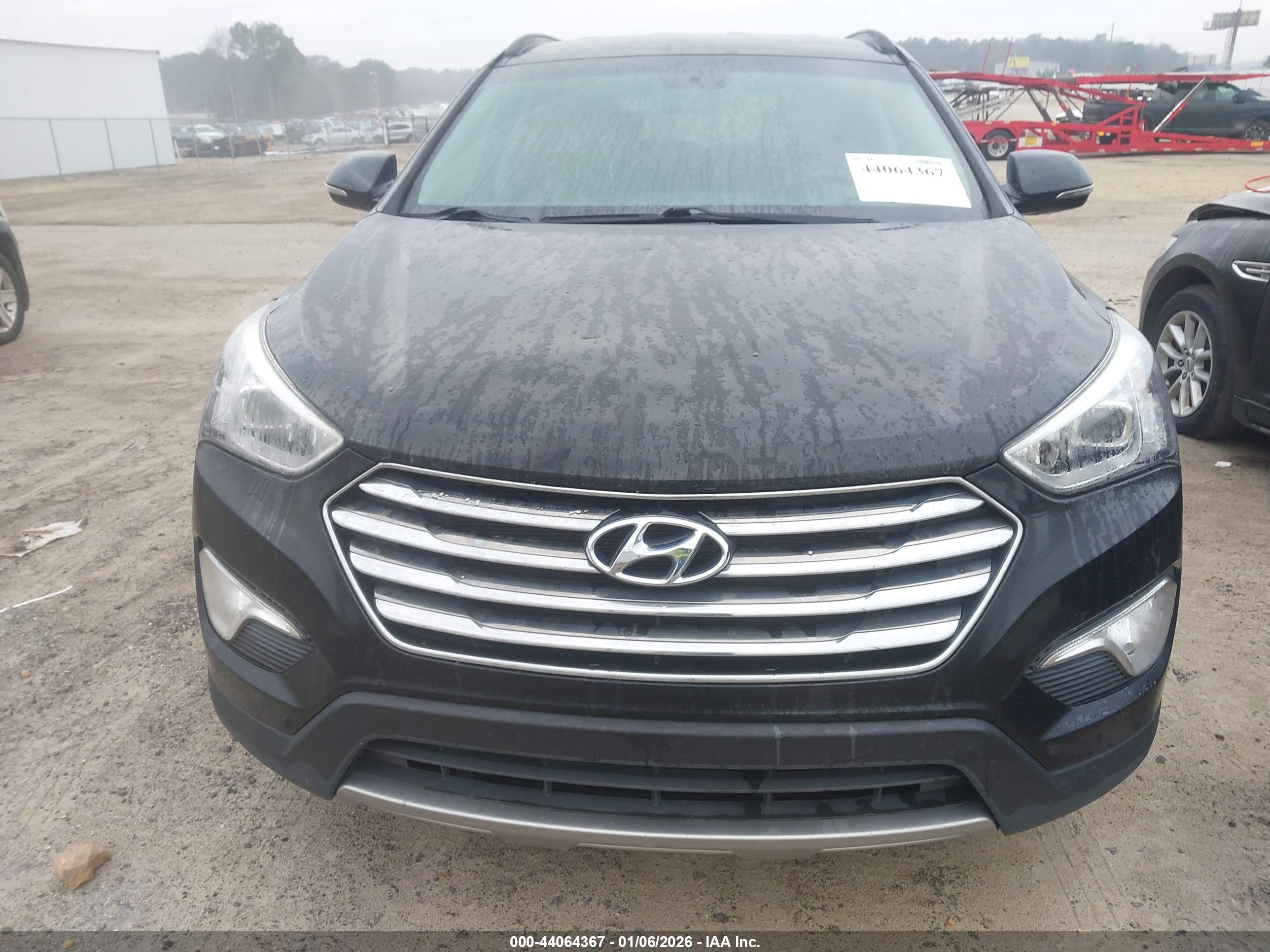 HYUNDAI SANTA image 6