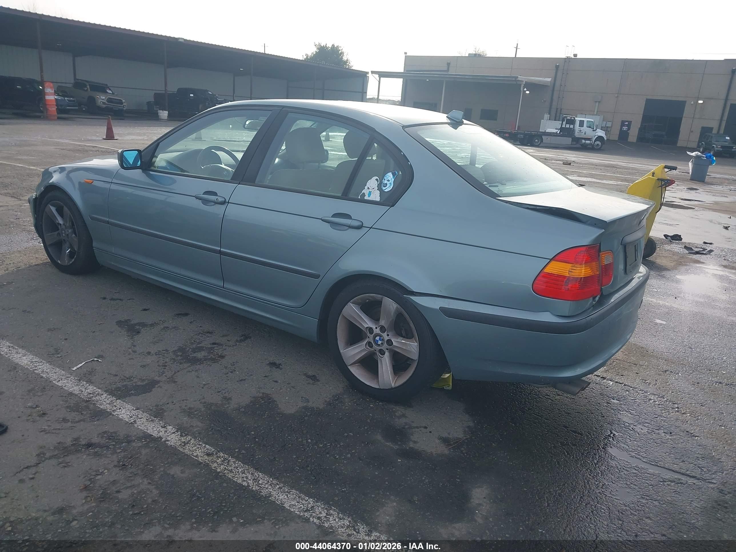 BMW 325I image 3