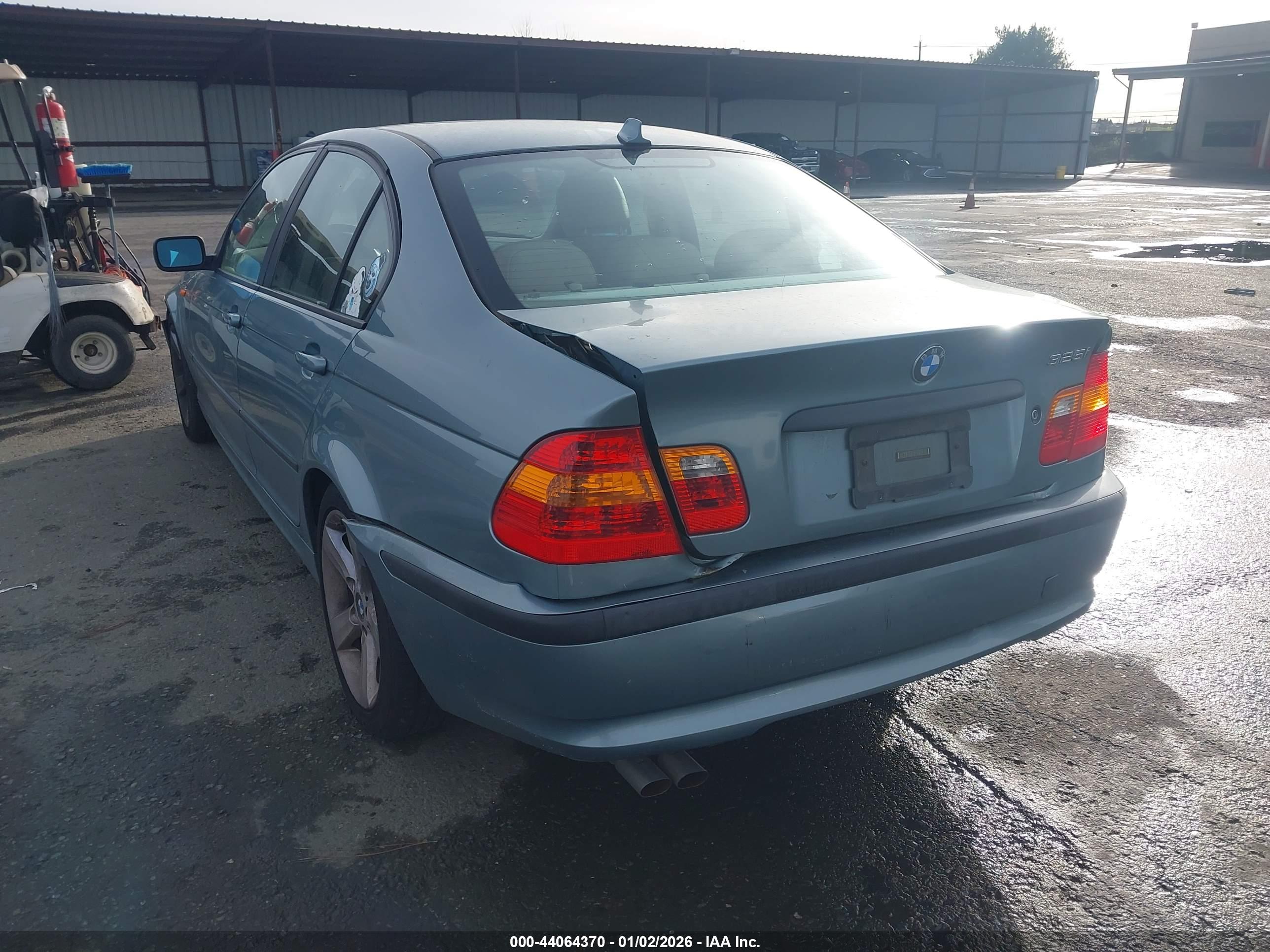 BMW 325I image 6