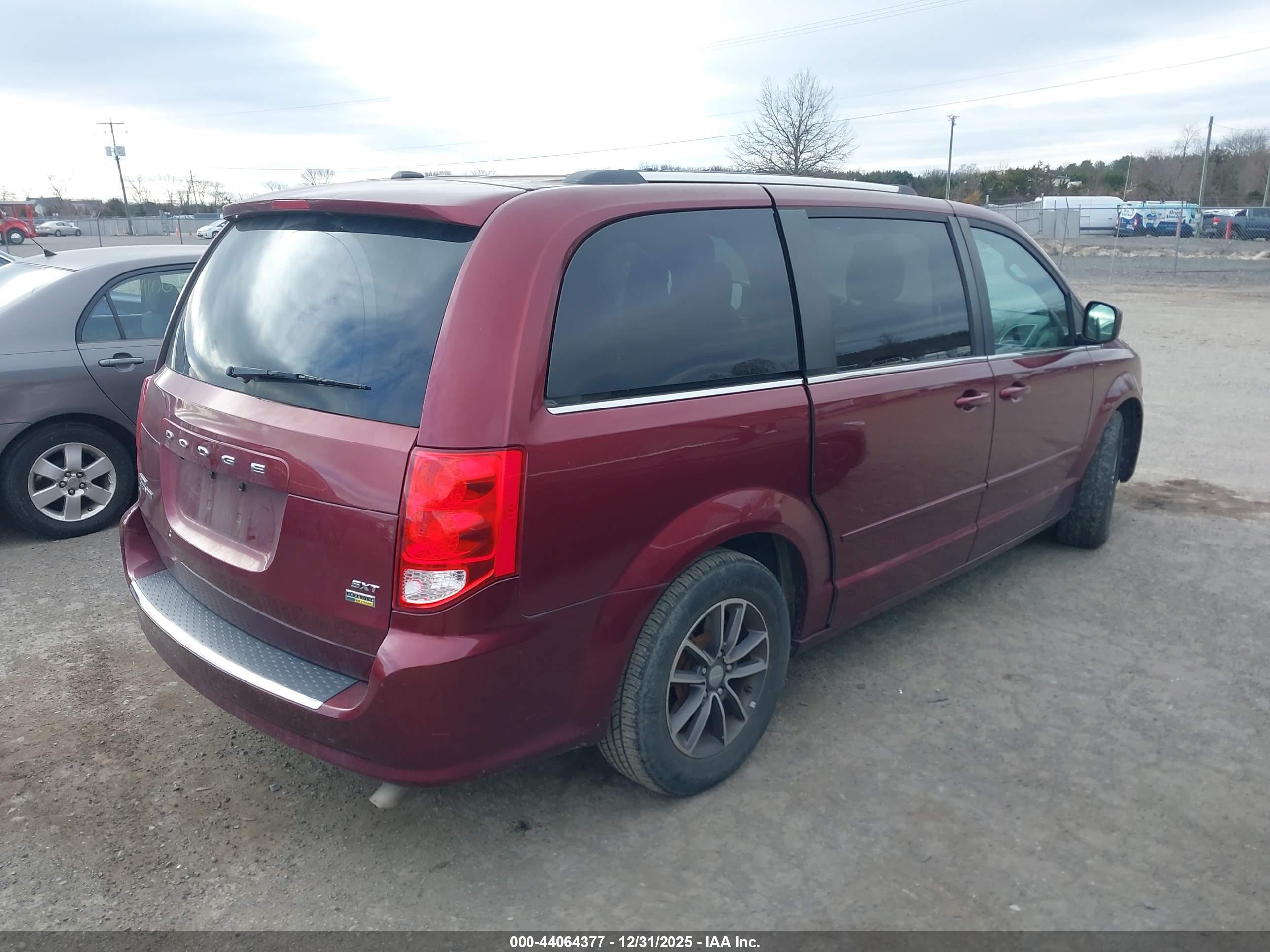 DODGE GRAND image 4