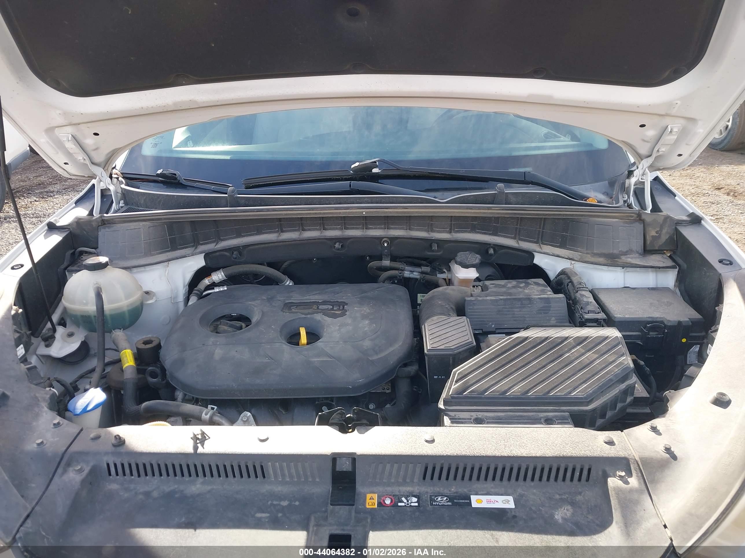 HYUNDAI TUCSON image 10