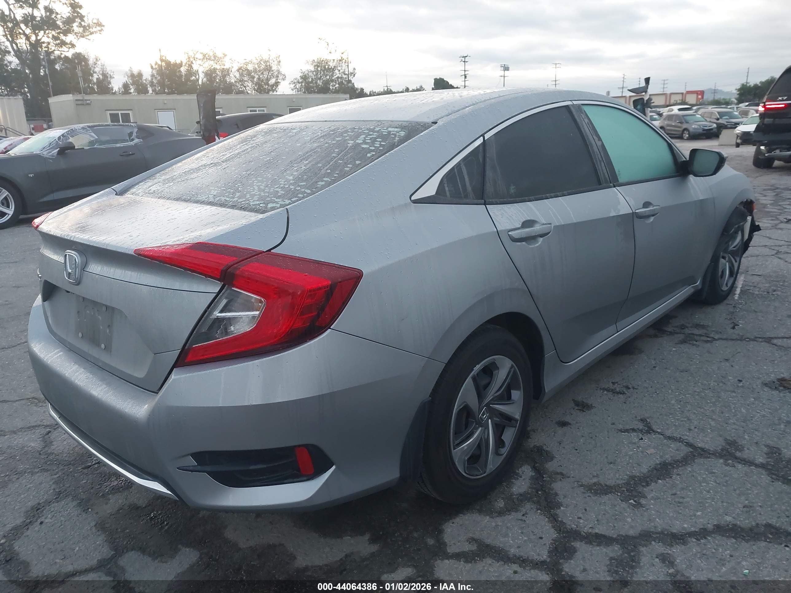 HONDA CIVIC image 4