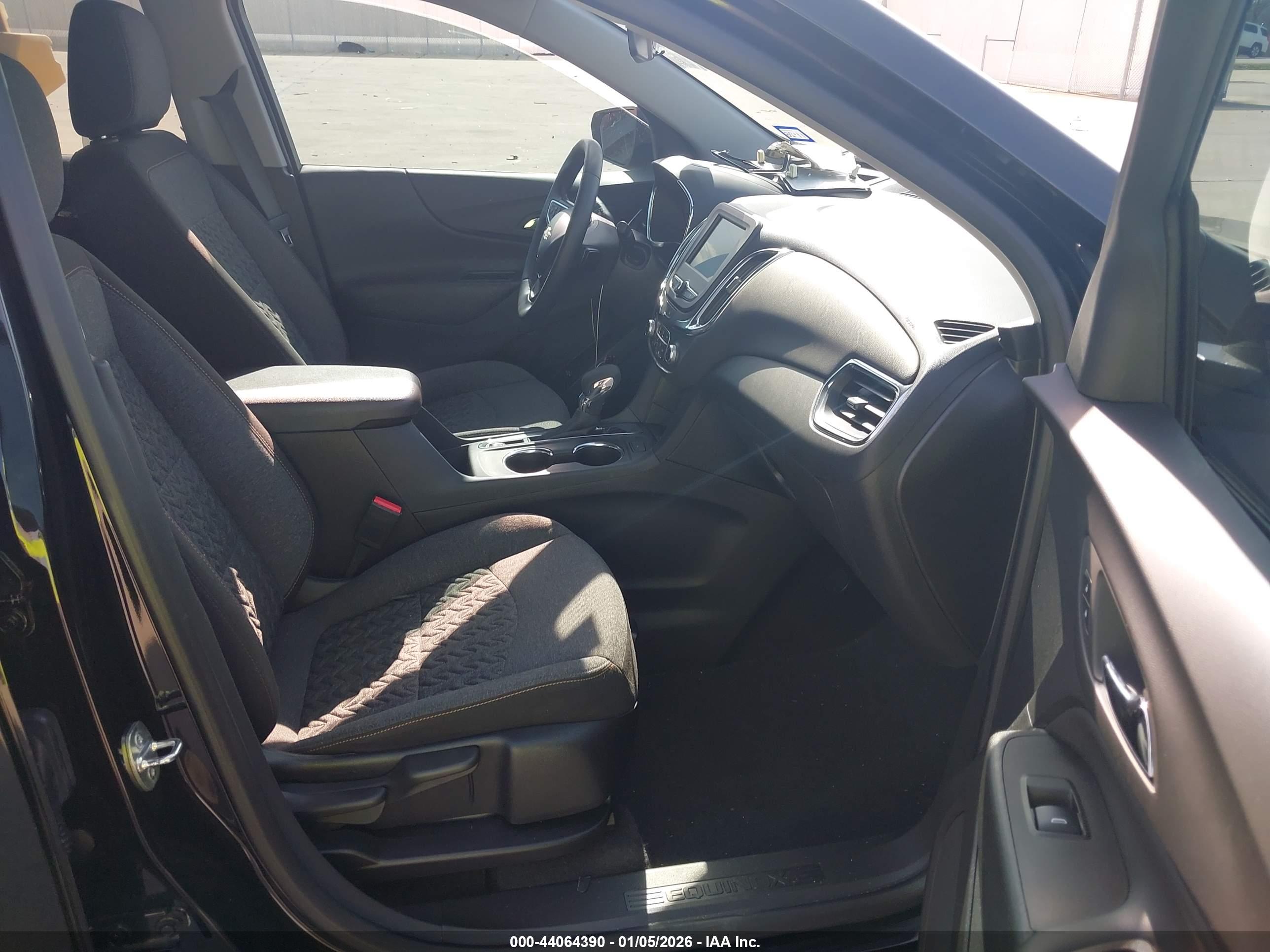 CHEVROLET EQUINOX image 5