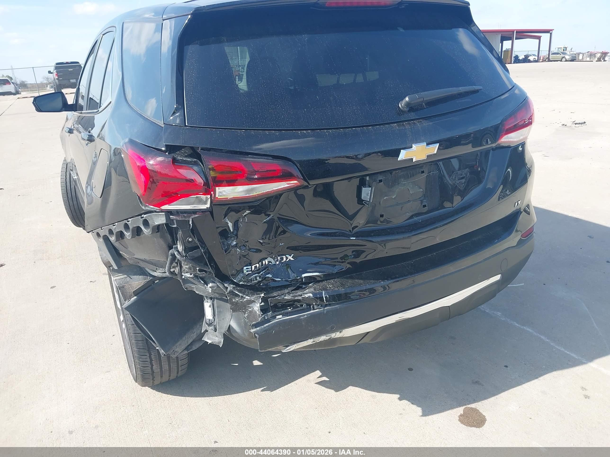CHEVROLET EQUINOX image 6