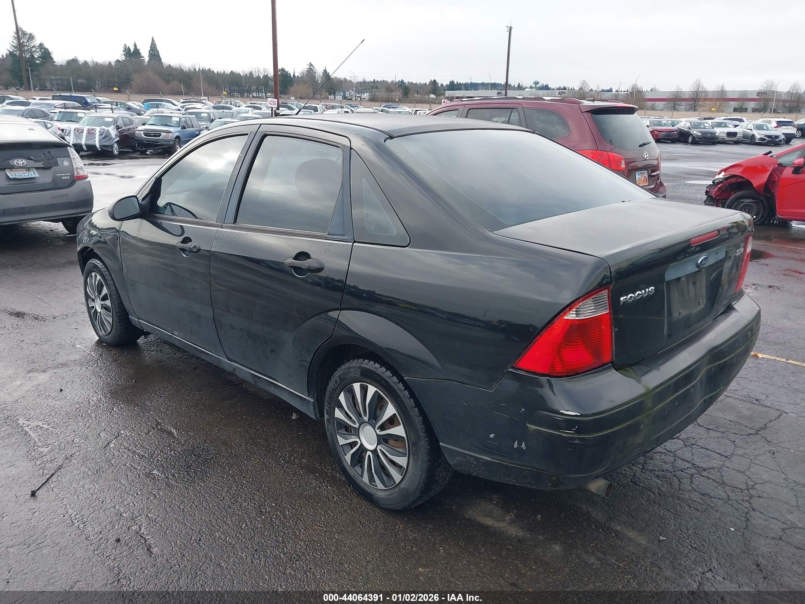 FORD FOCUS image 3