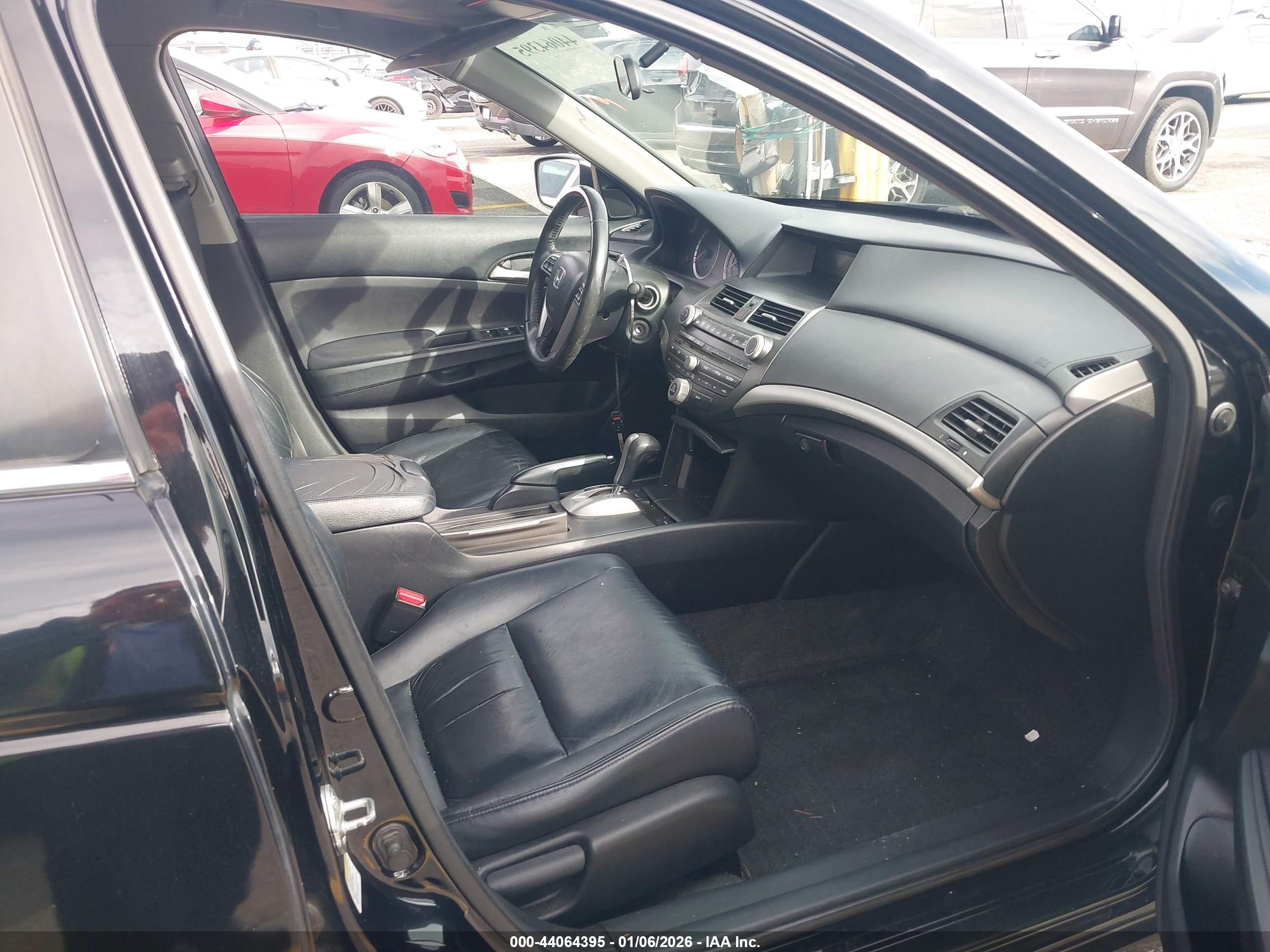 HONDA ACCORD image 5