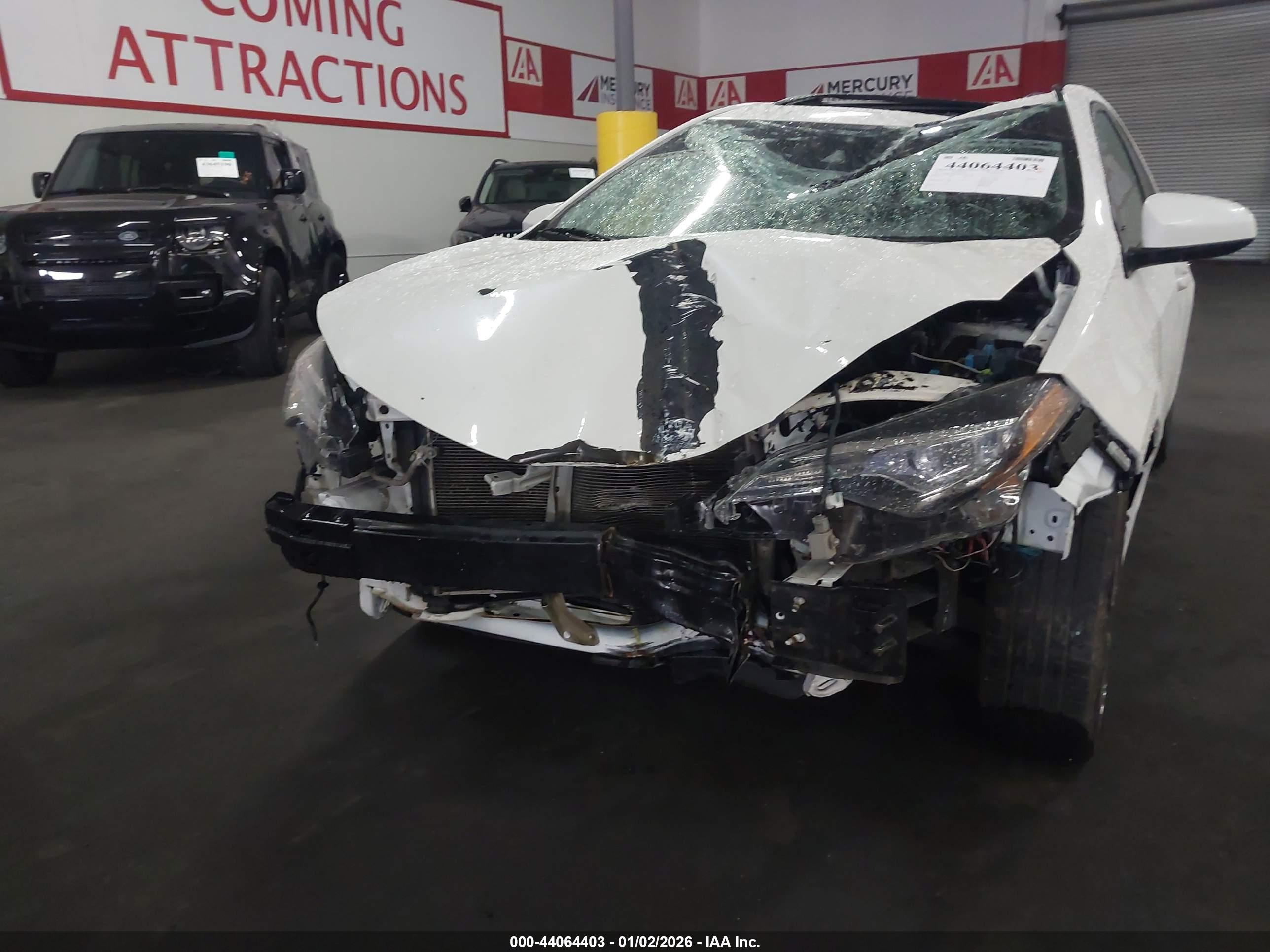 TOYOTA COROLLA image 6