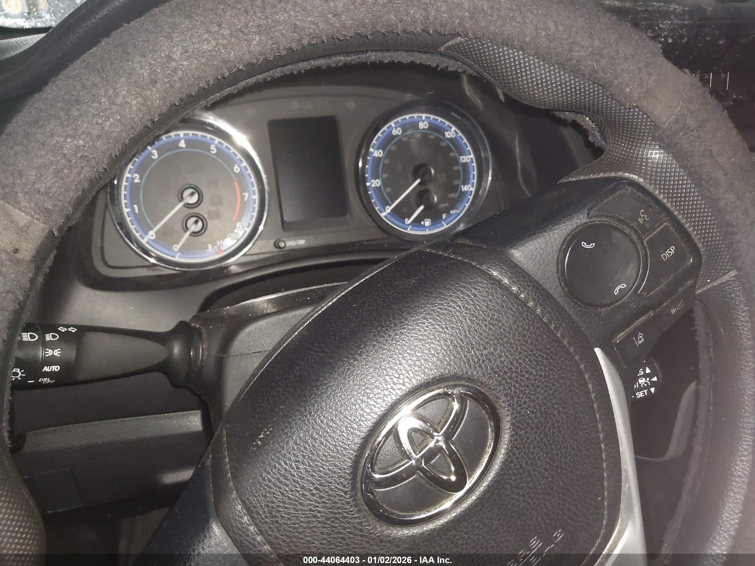 TOYOTA COROLLA image 7