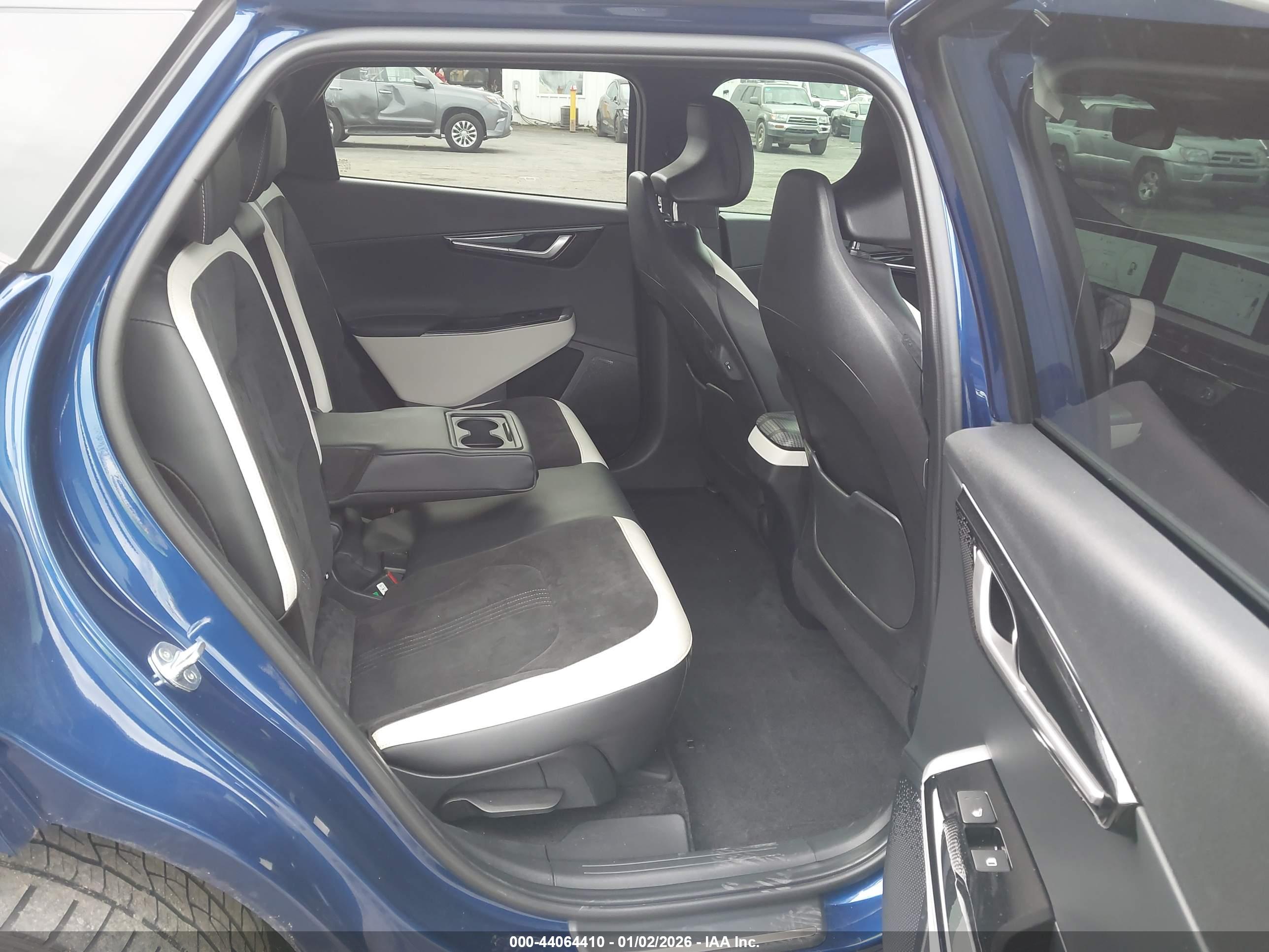 KIA EV6 image 8