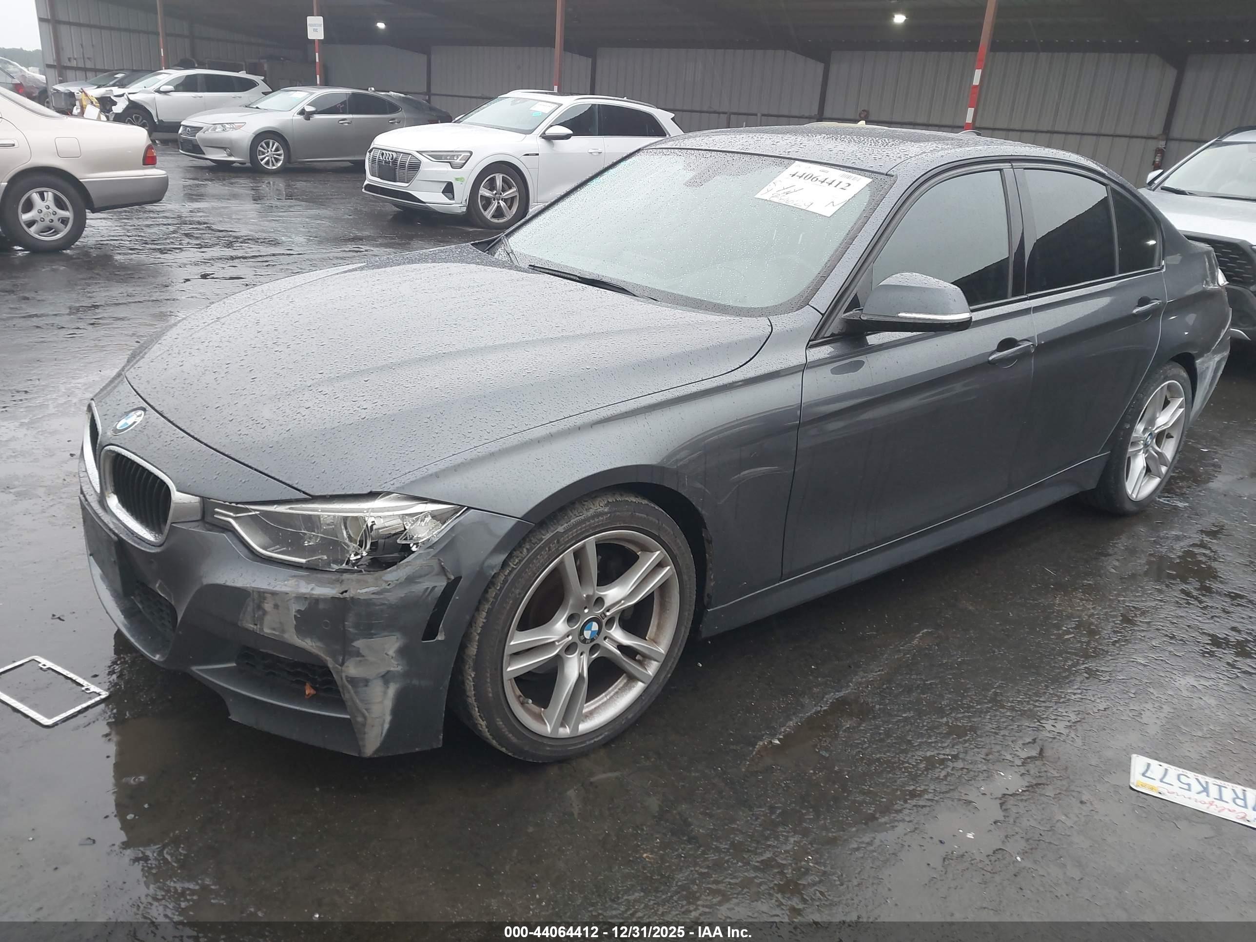 BMW 328I image 2