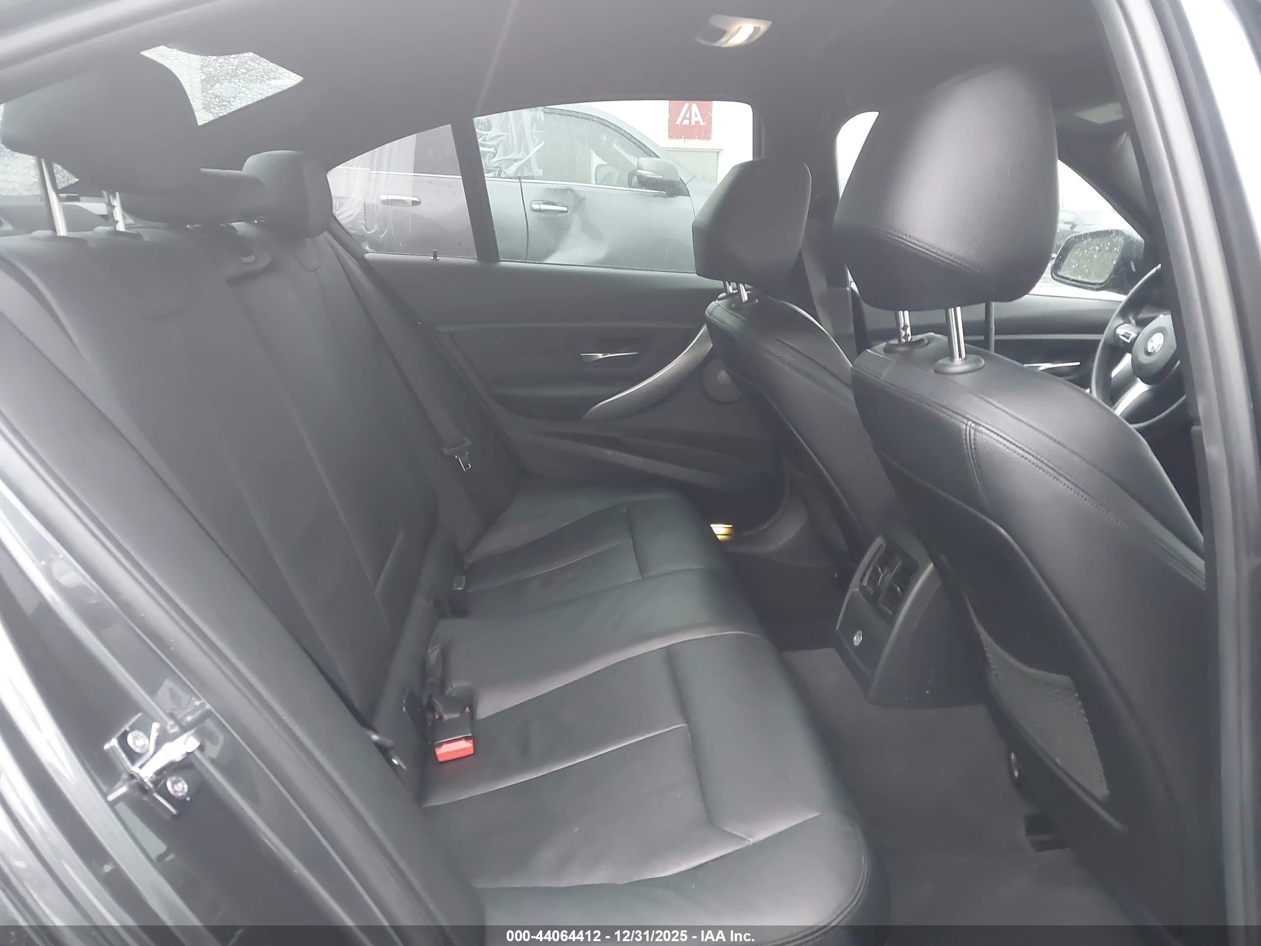 BMW 328I image 8