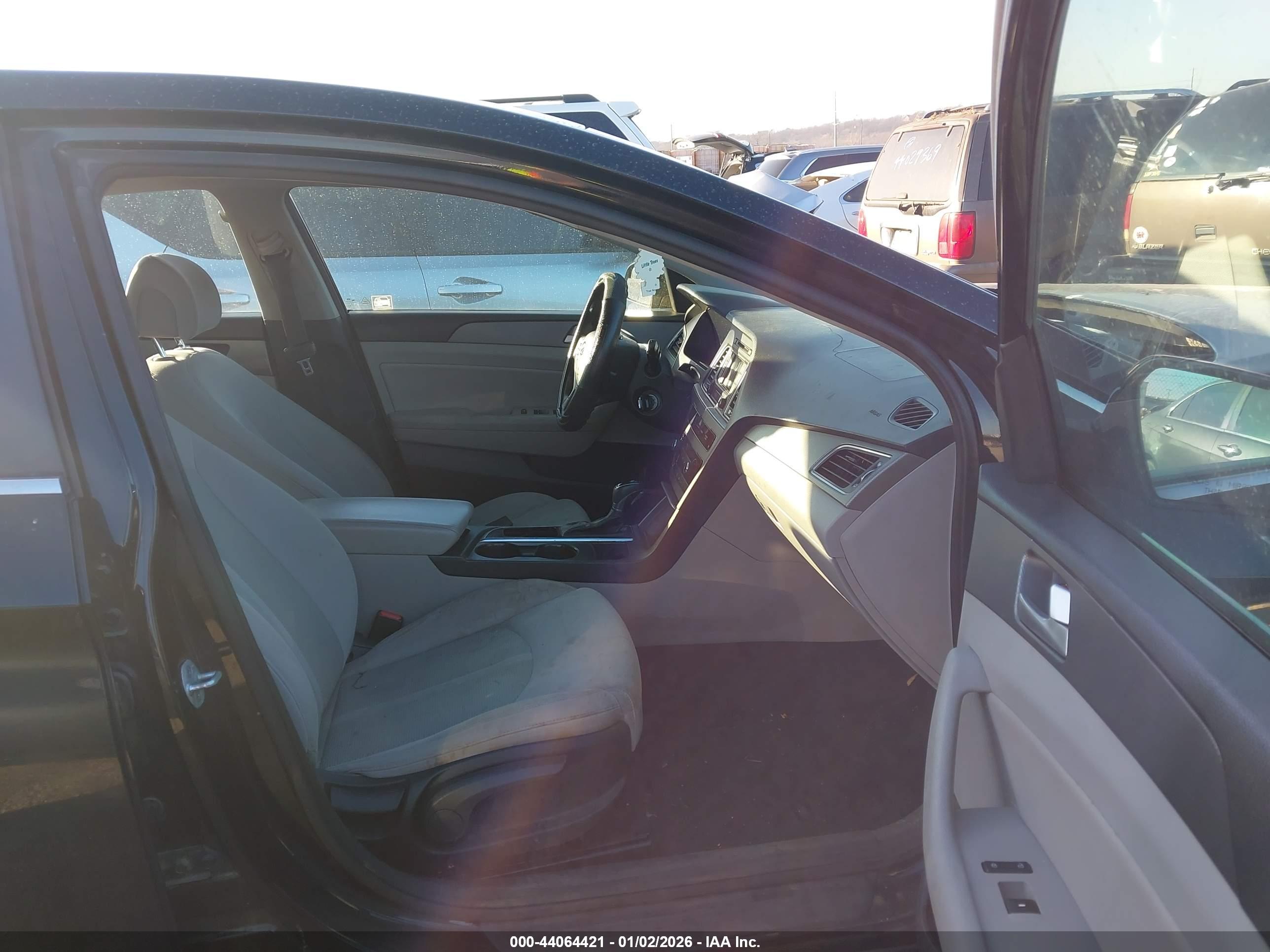 HYUNDAI SONATA image 5