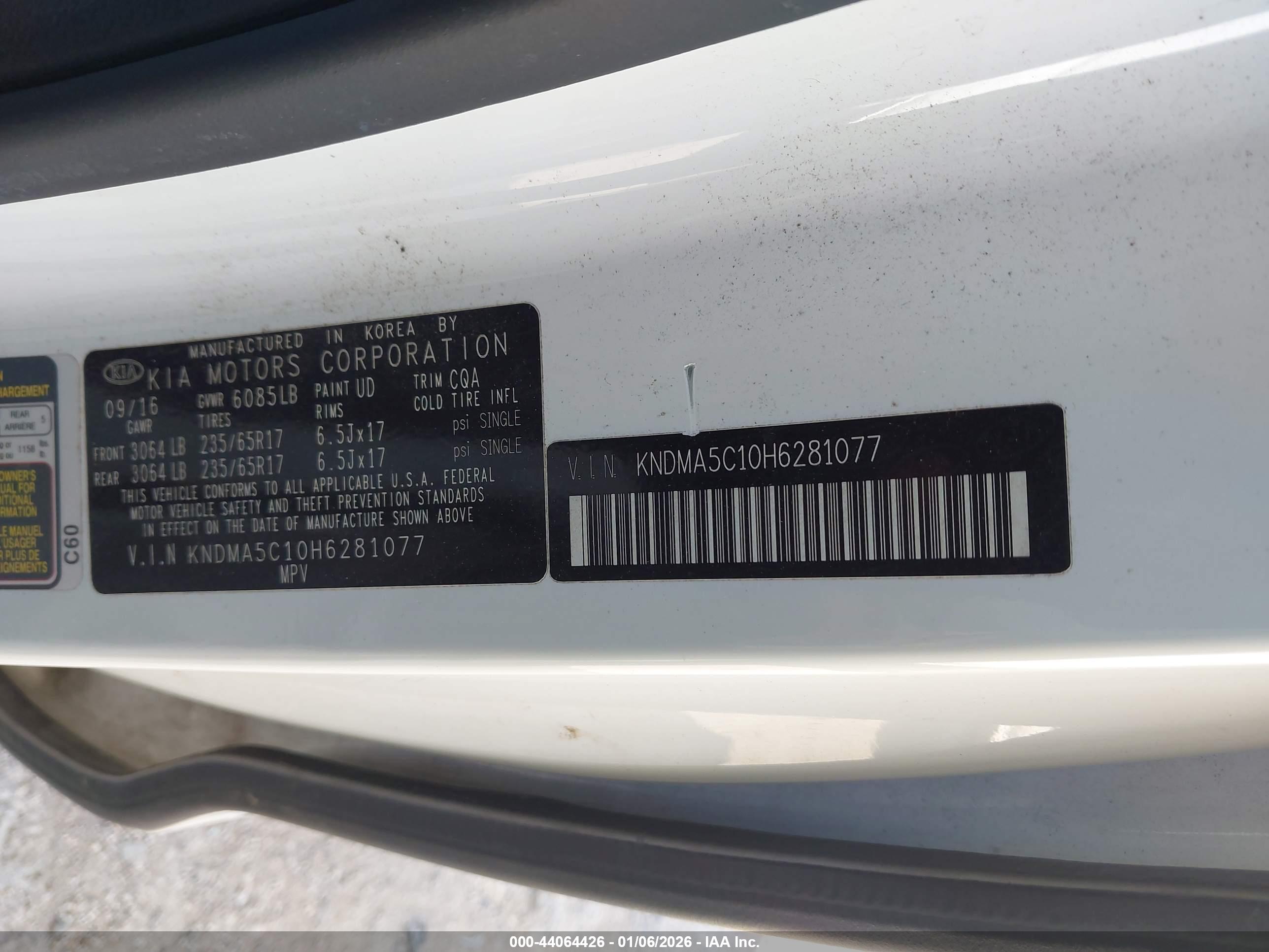 KIA SEDONA image 9