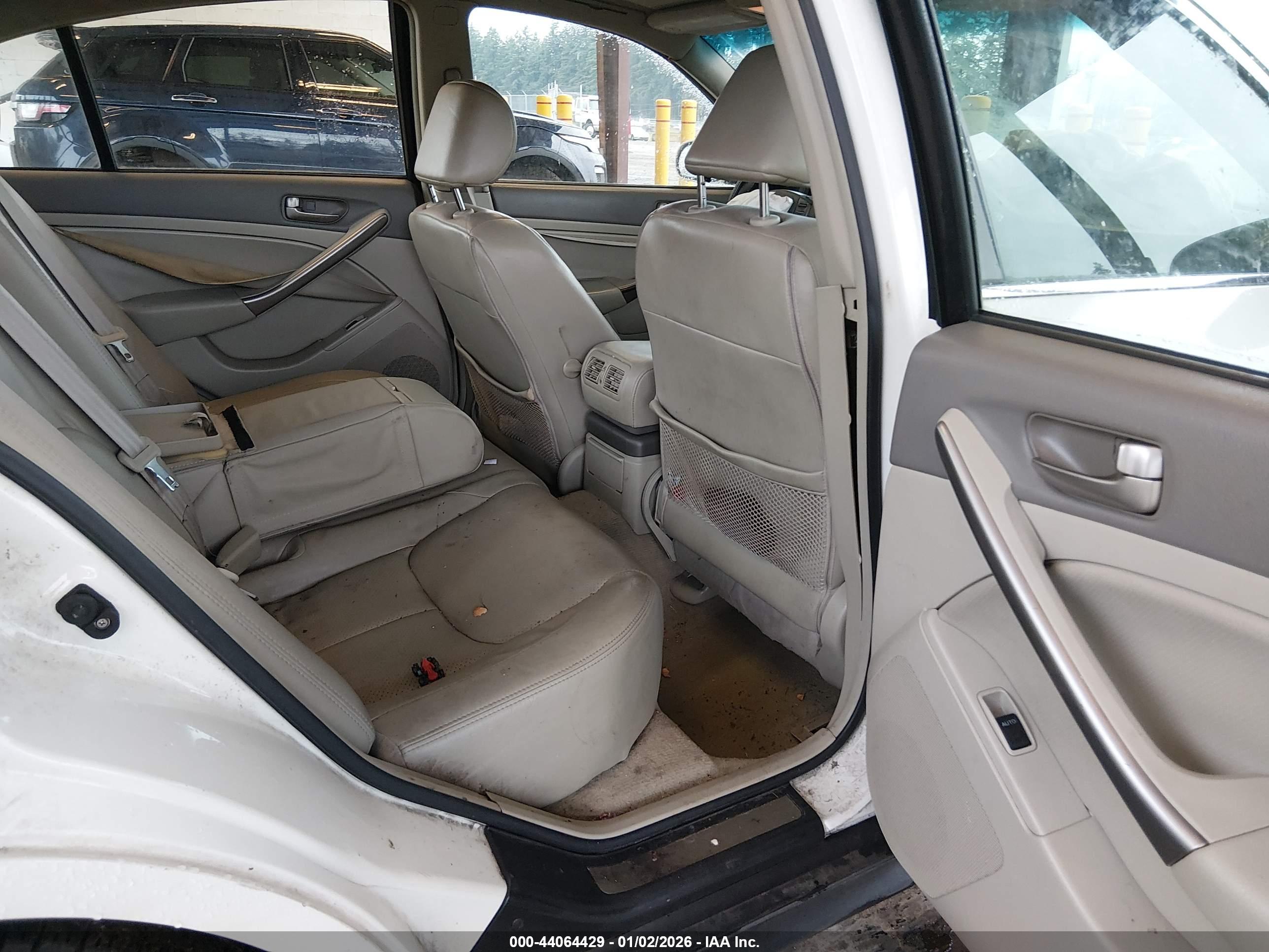 INFINITI G35 image 8