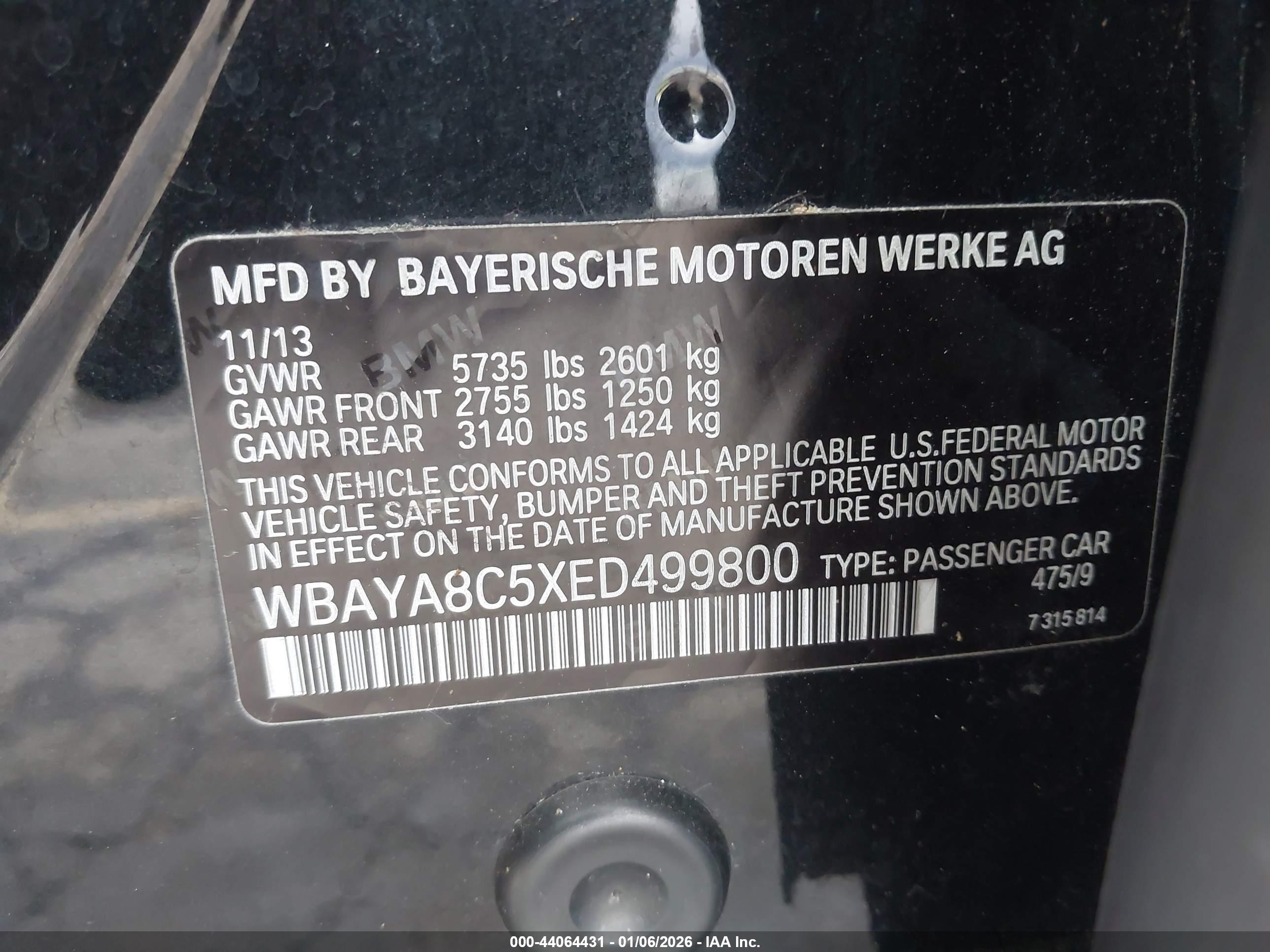 BMW 750I image 9
