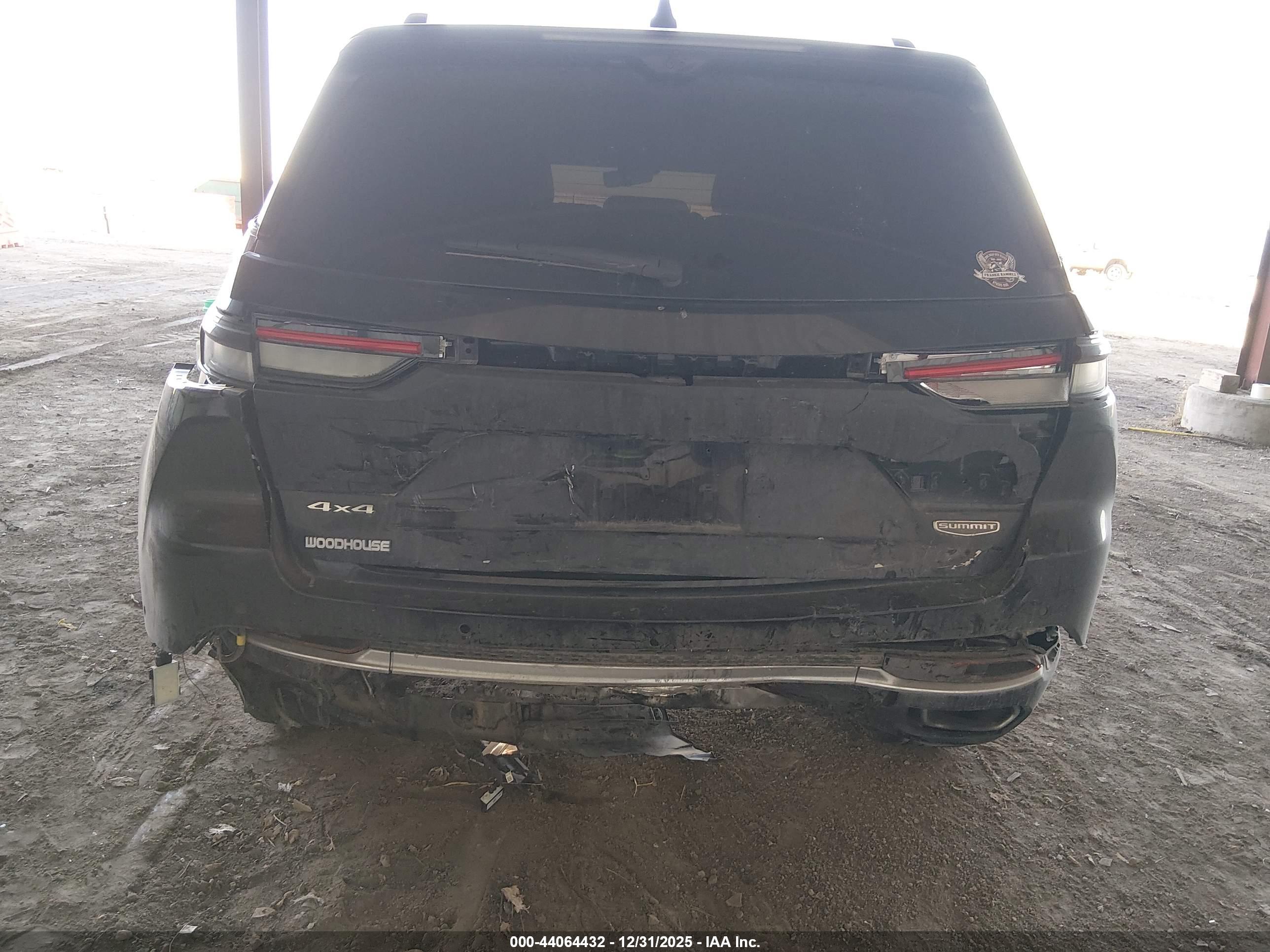 JEEP GRAND image 6