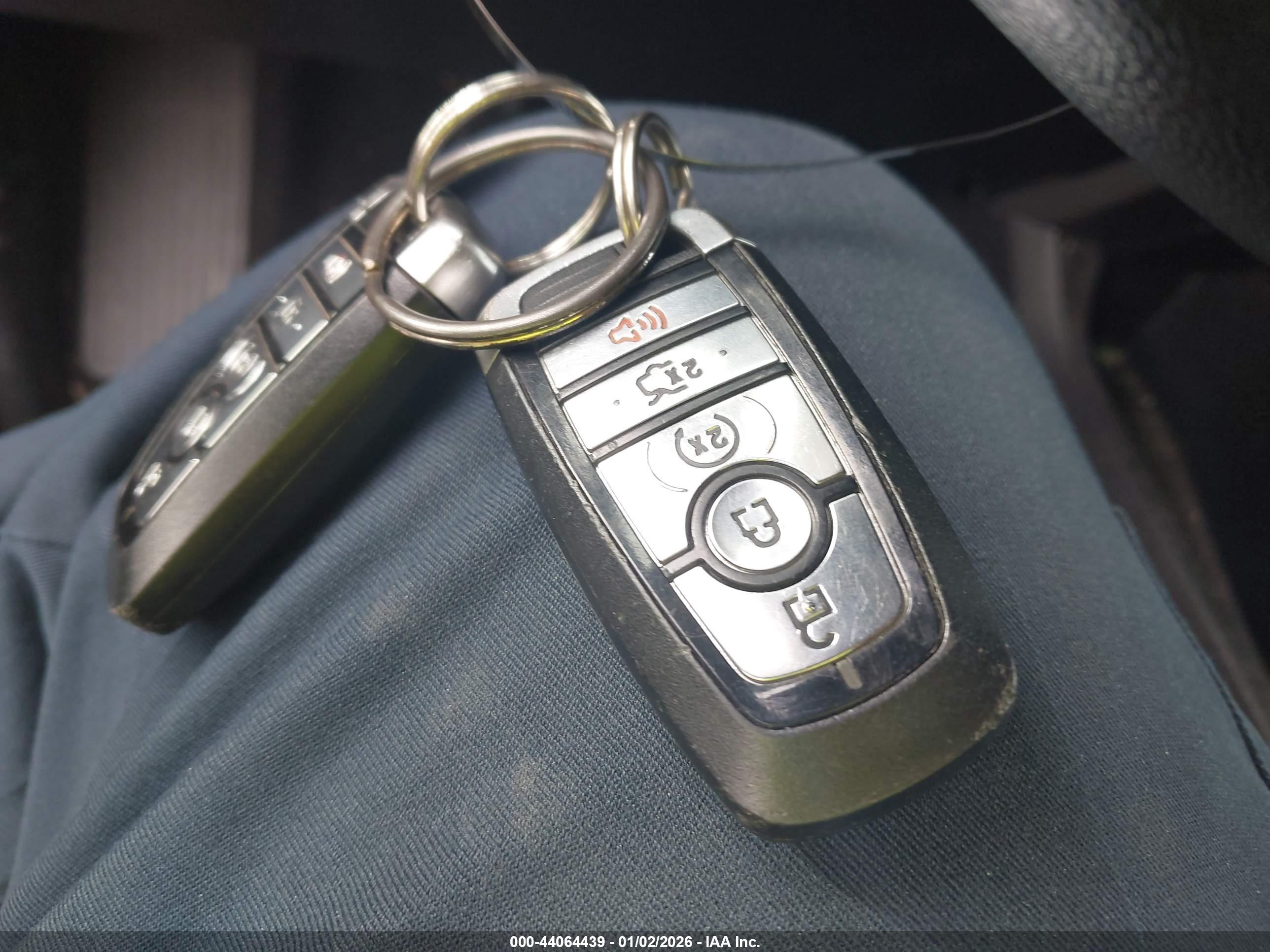 FORD EXPEDITION image 11