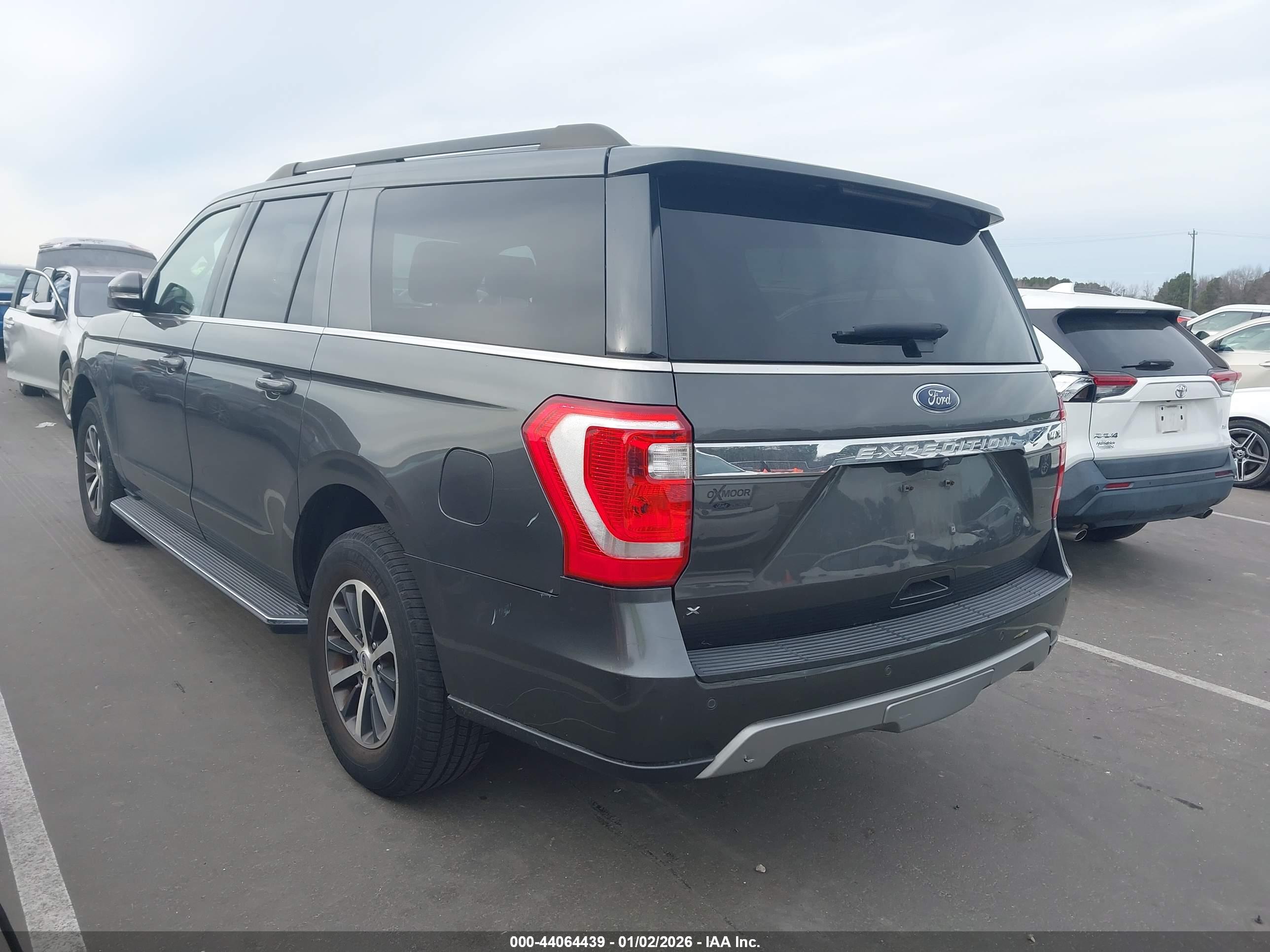 FORD EXPEDITION image 3