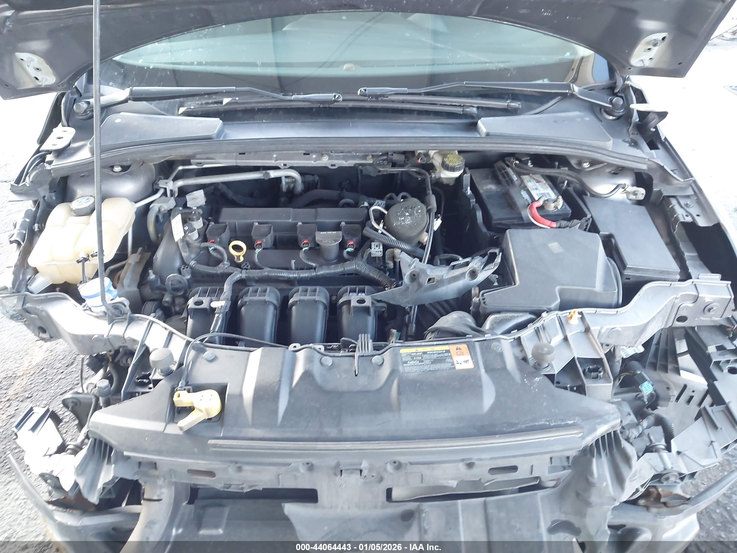 FORD FOCUS image 10