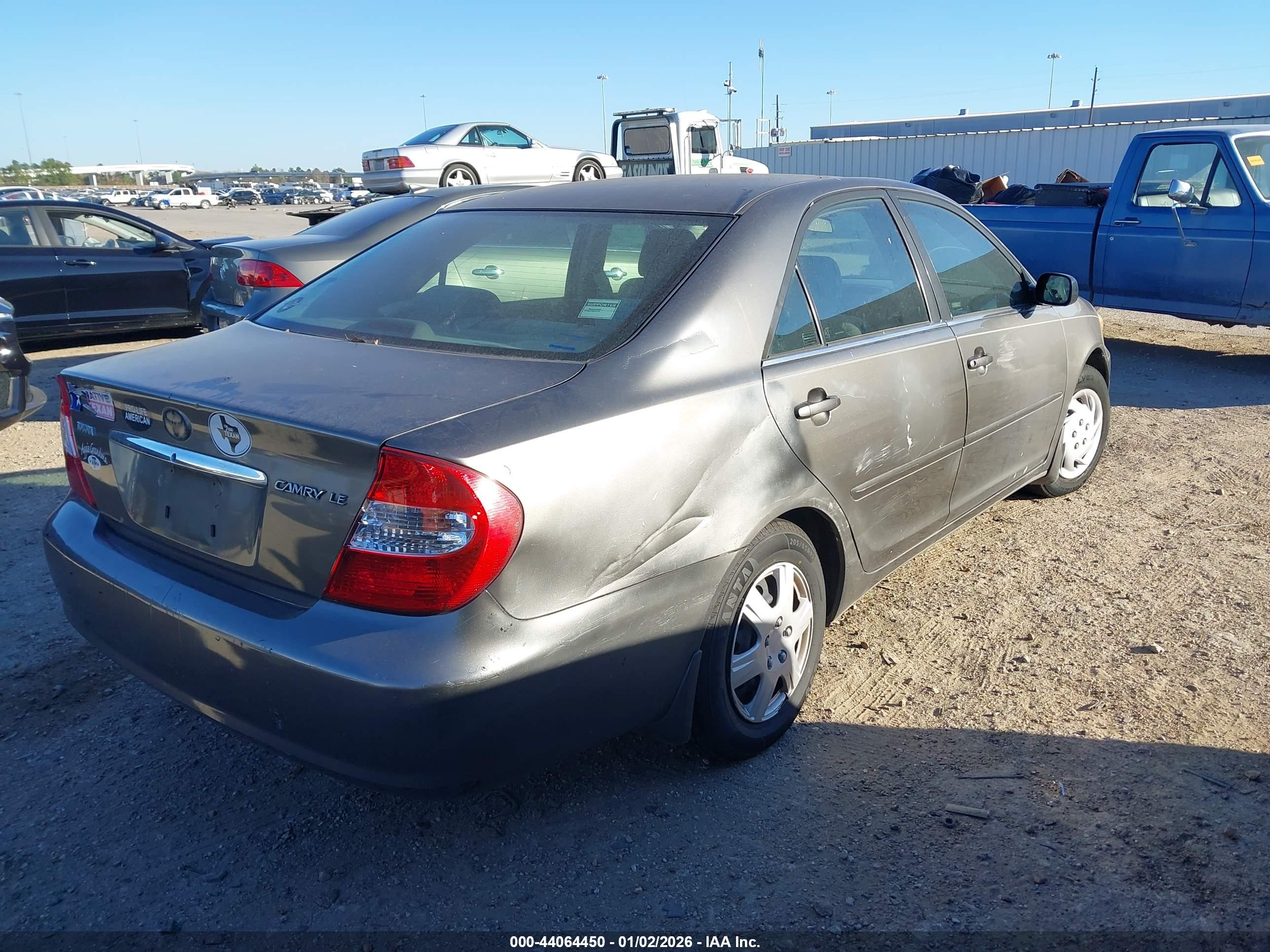 TOYOTA CAMRY image 4