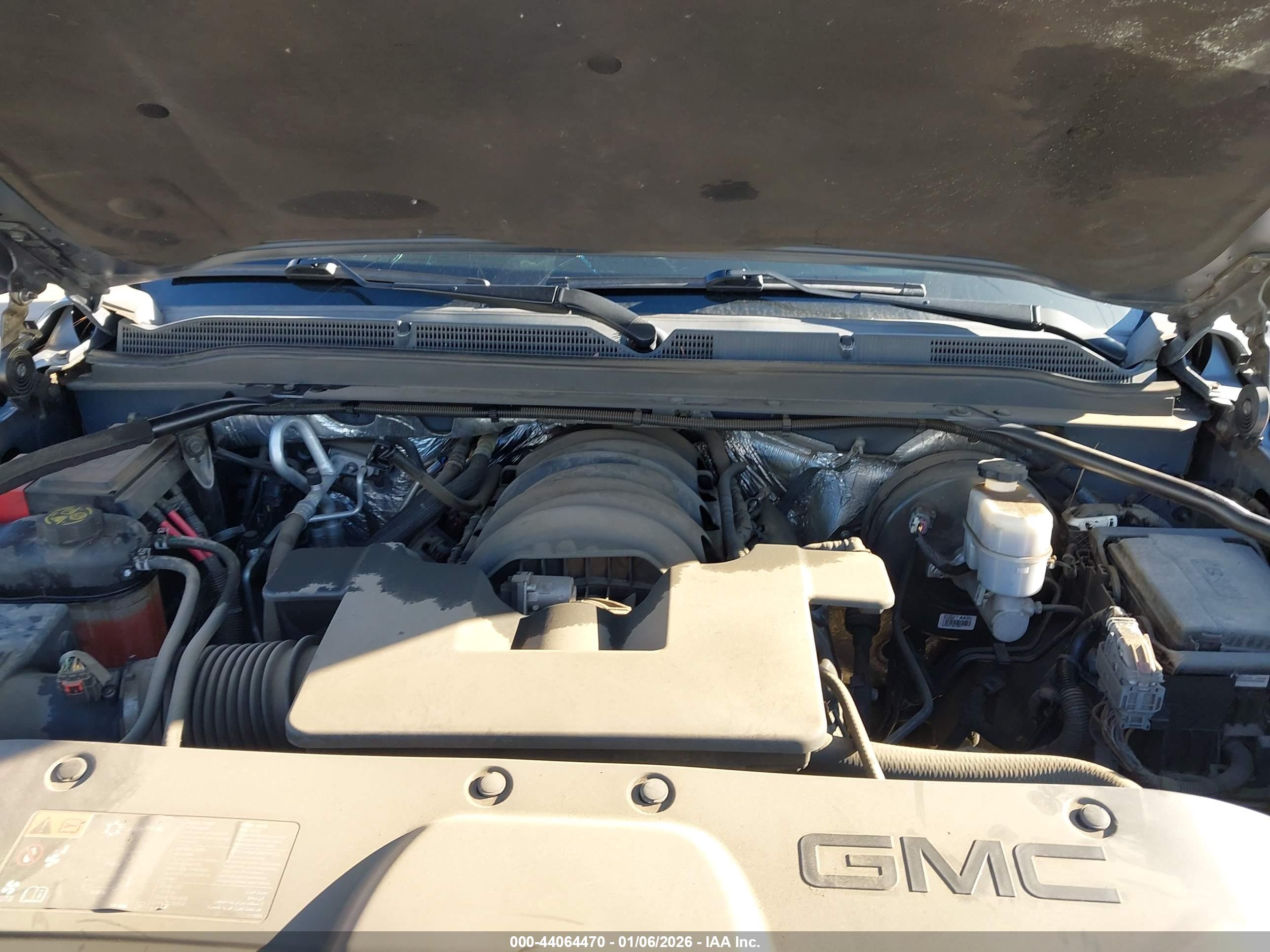 GMC YUKON image 10