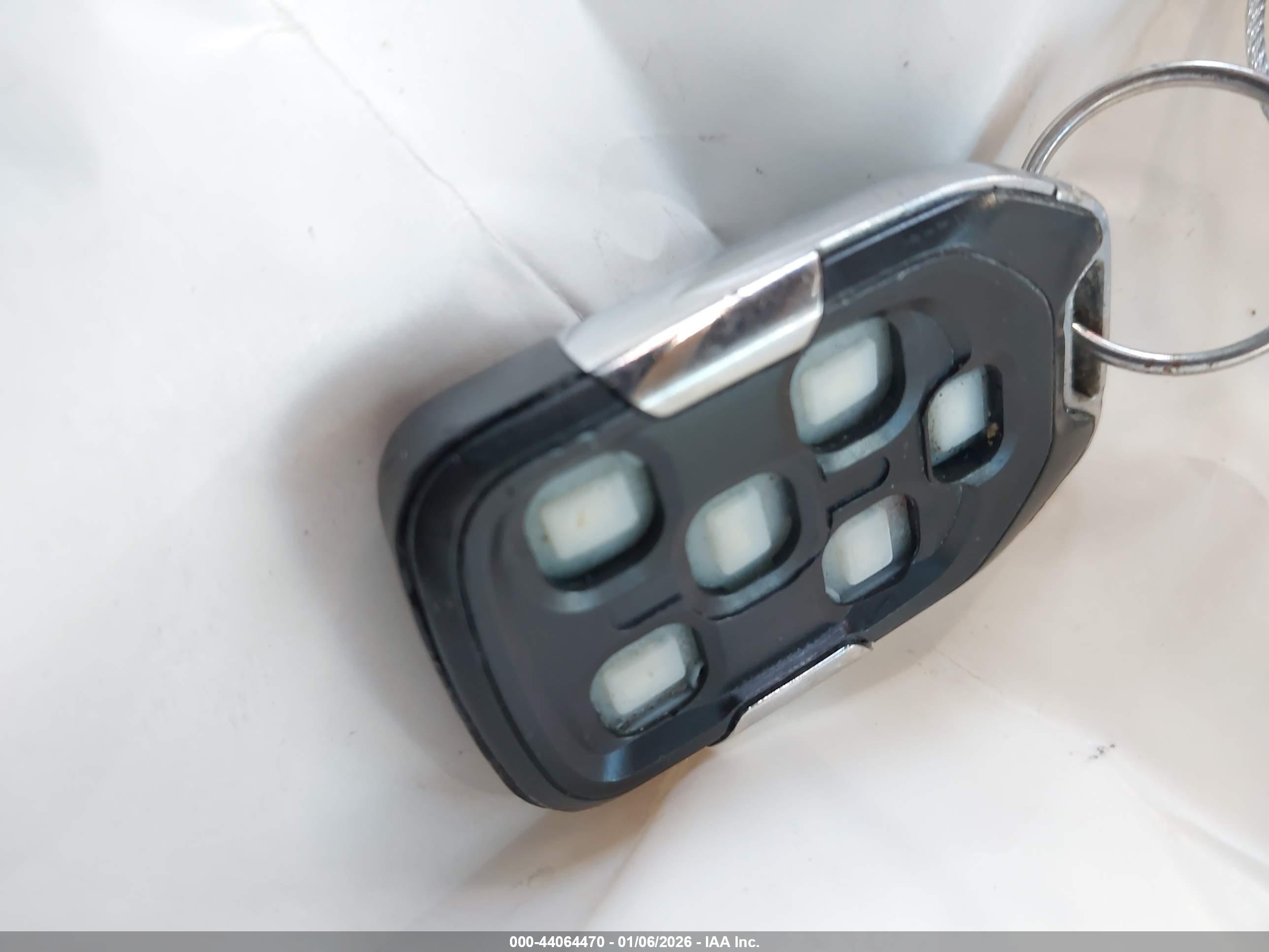 GMC YUKON image 11
