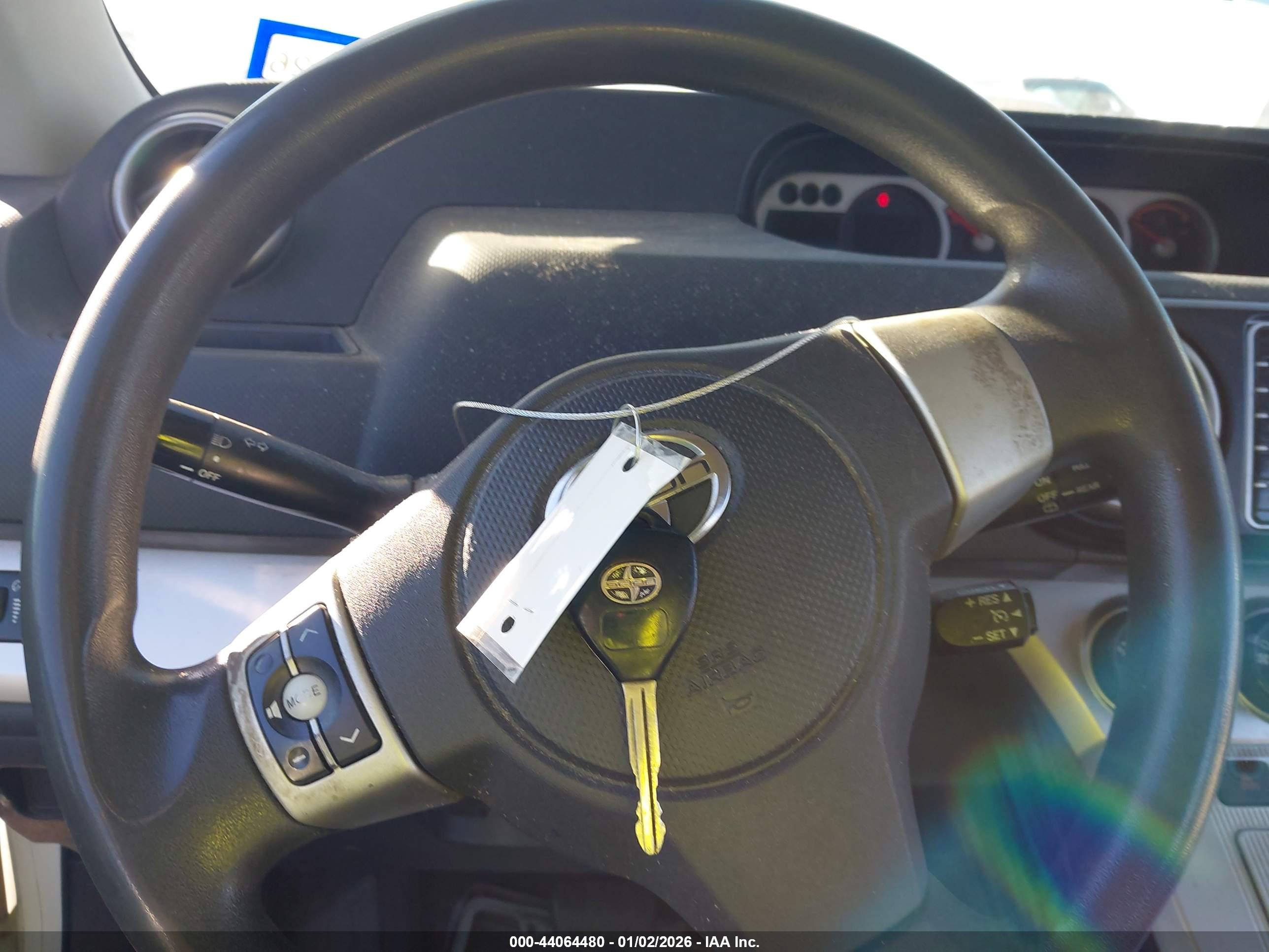 SCION XB image 11
