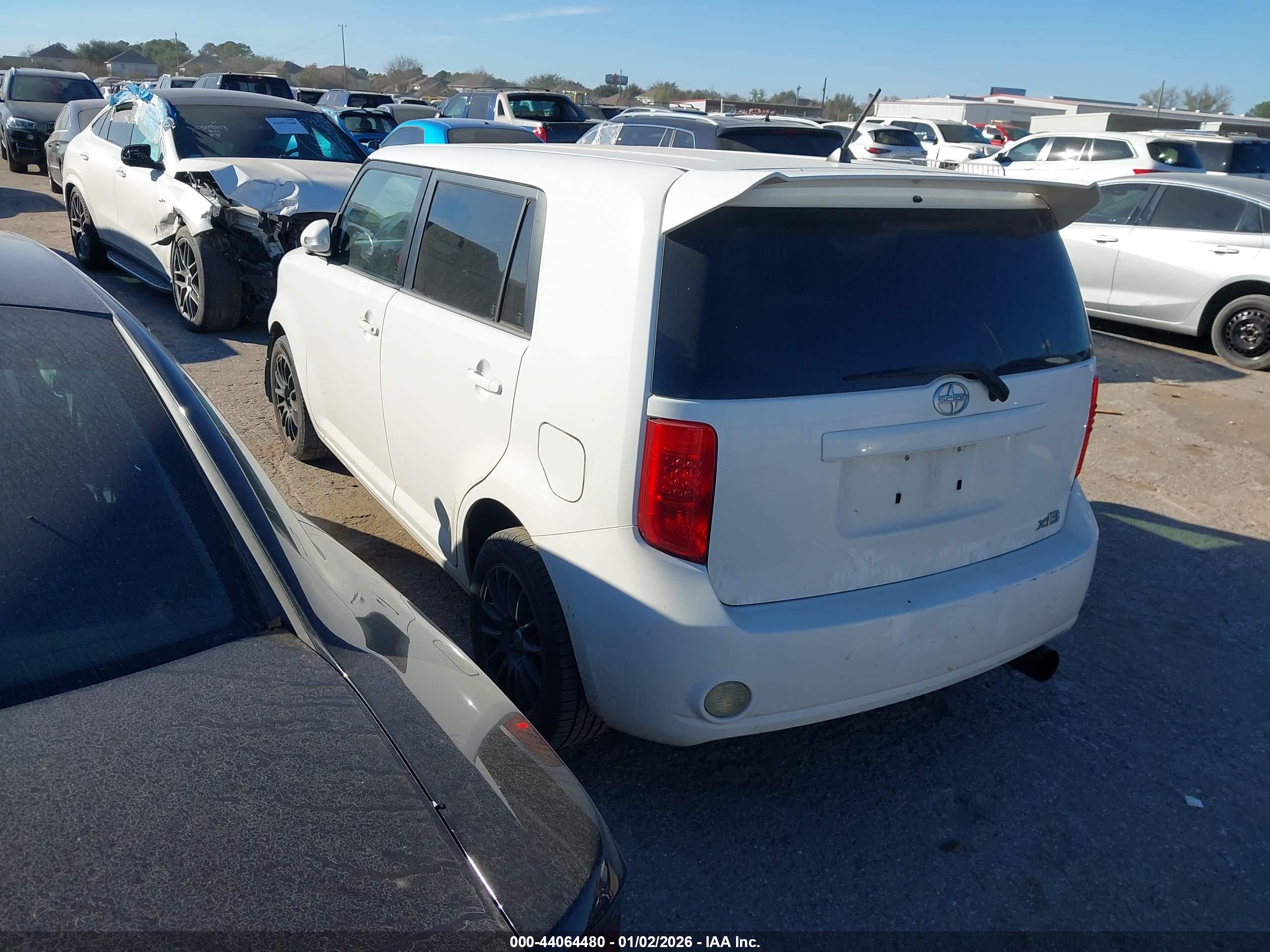 SCION XB image 3