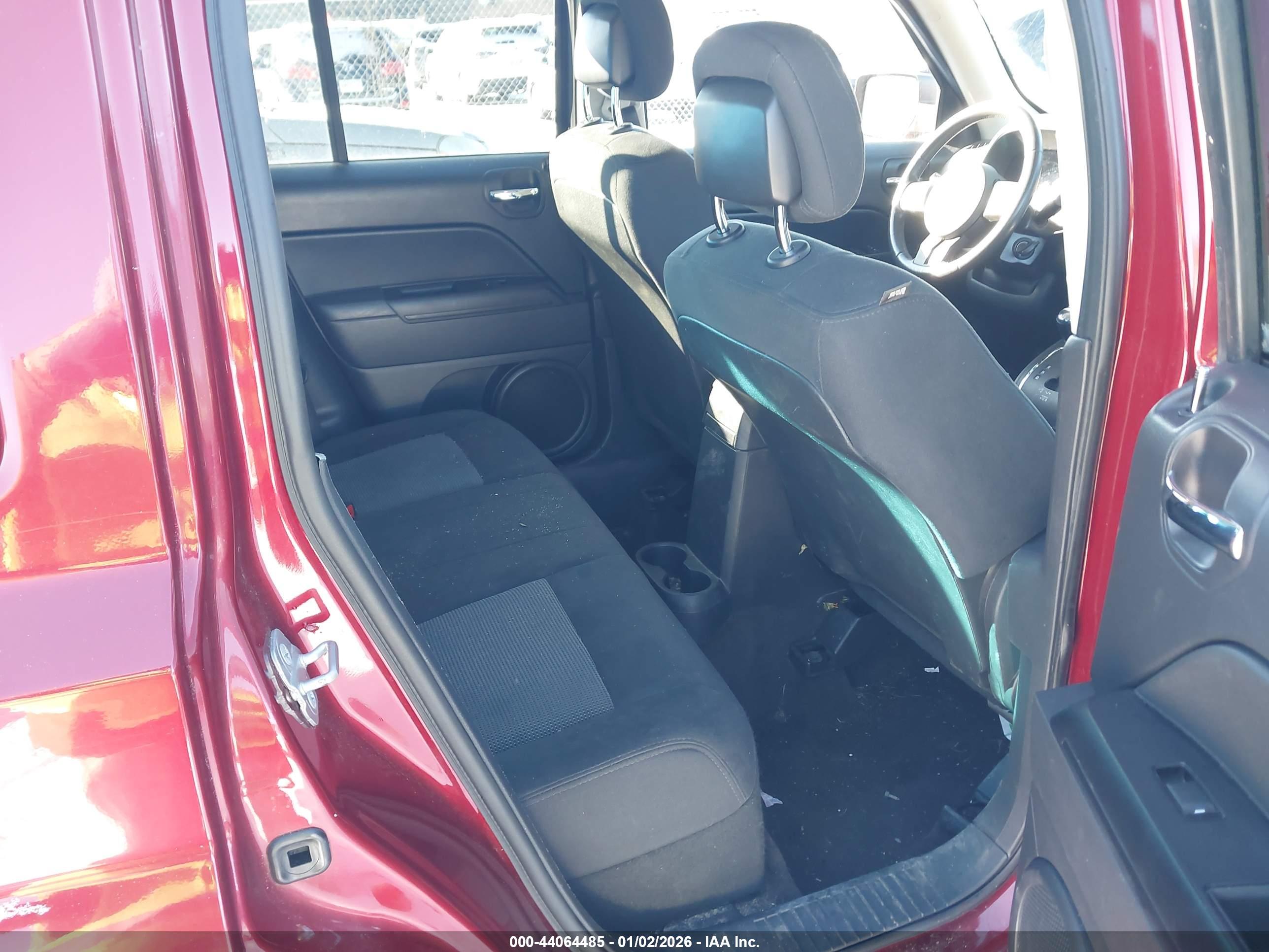 JEEP PATRIOT image 8