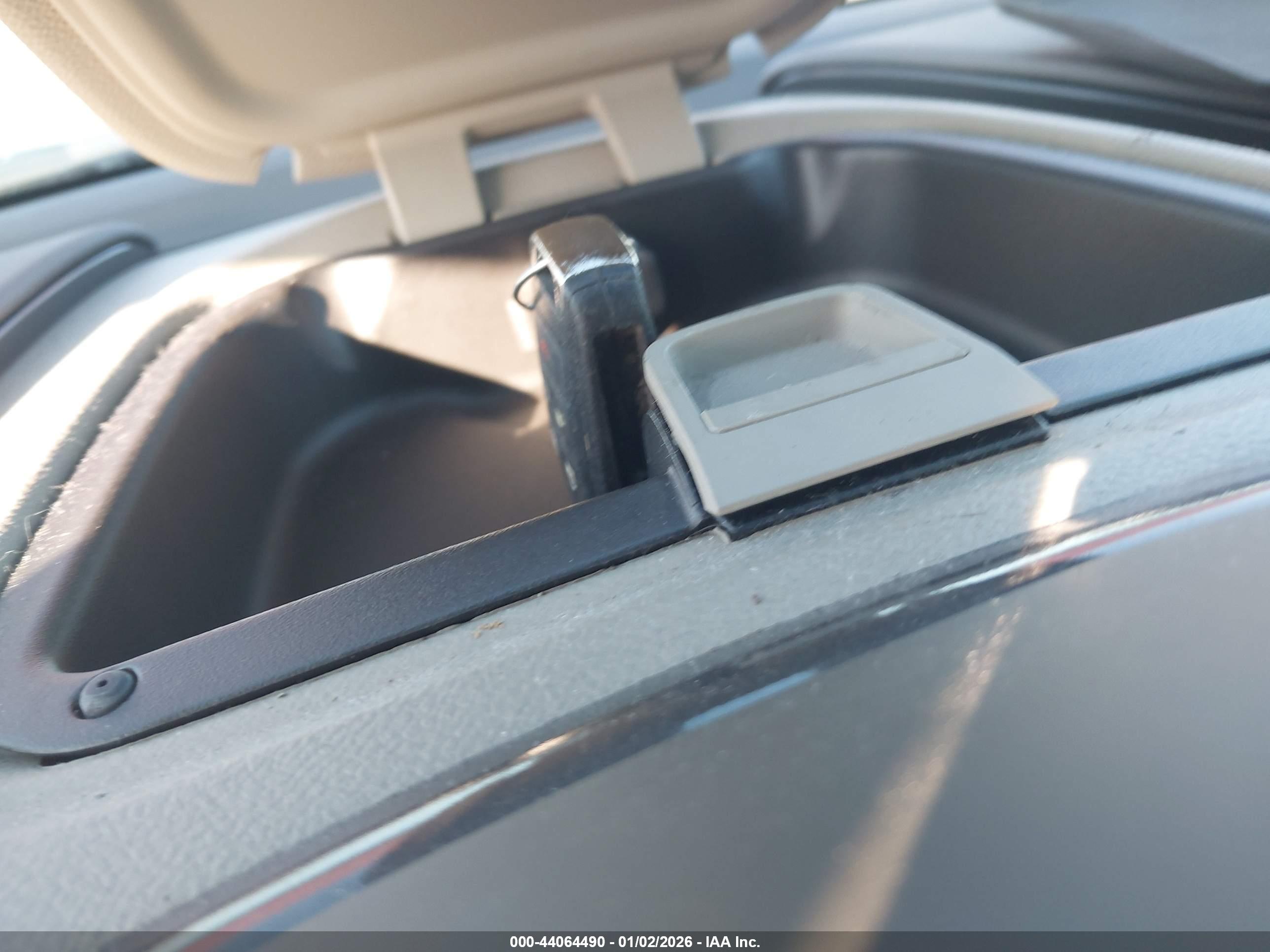 CHEVROLET VOLT image 11