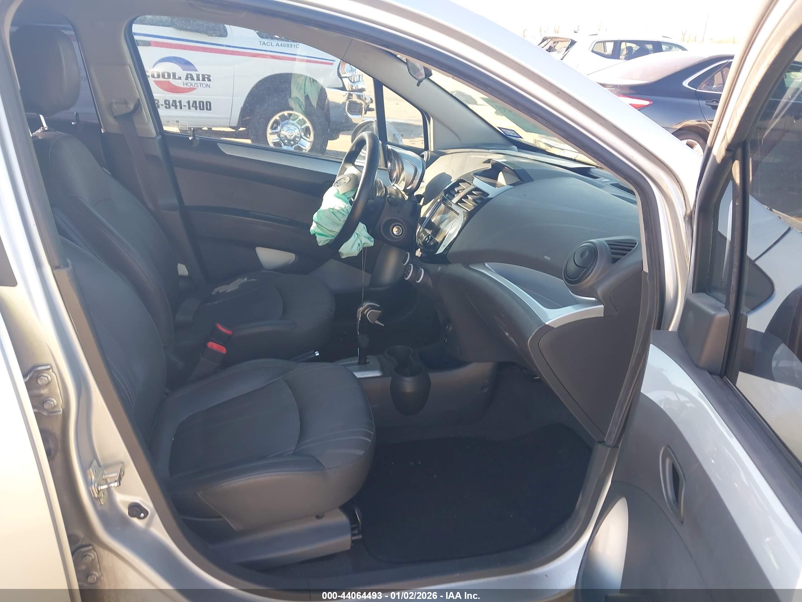 CHEVROLET SPARK image 5