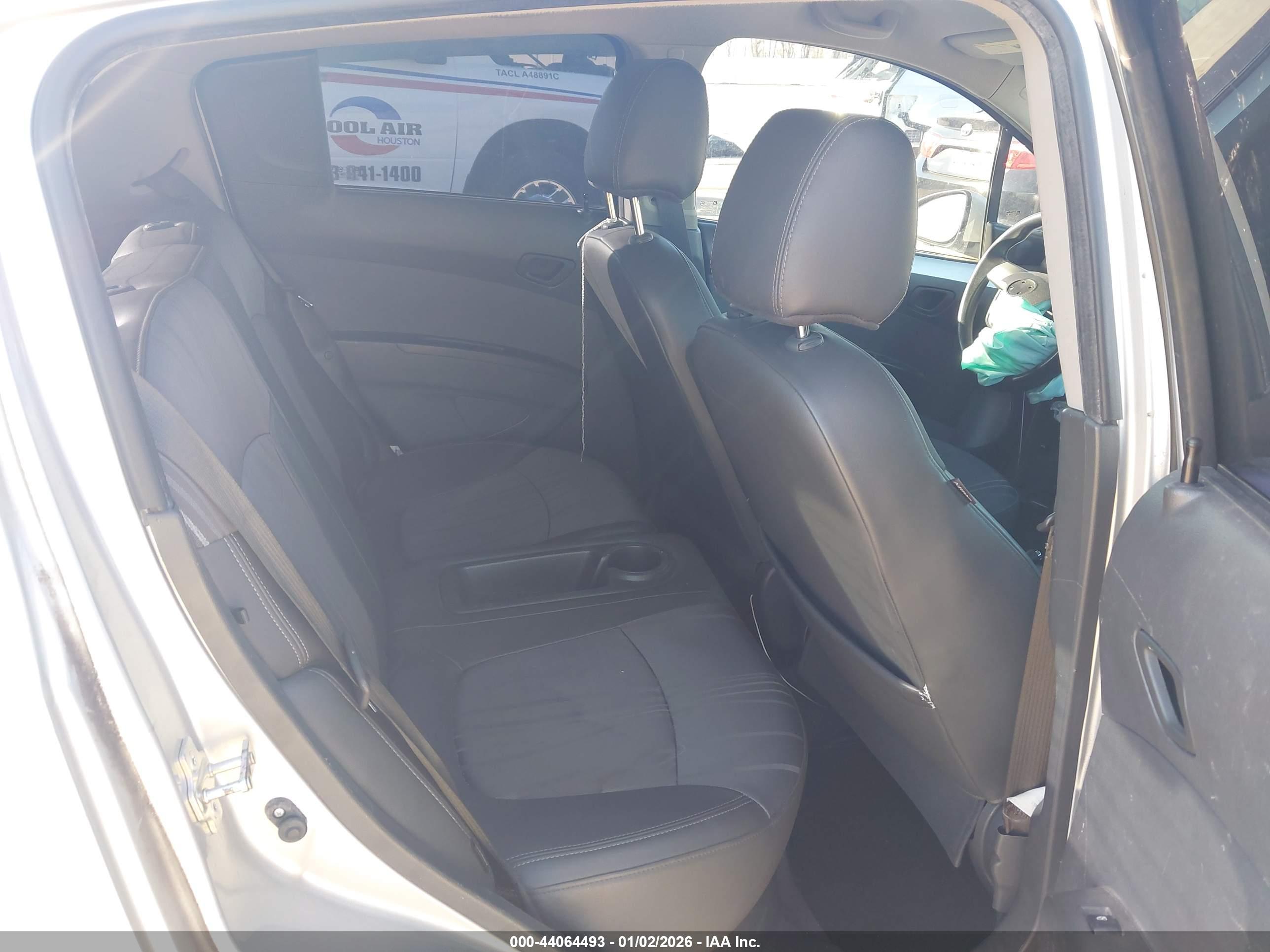 CHEVROLET SPARK image 8