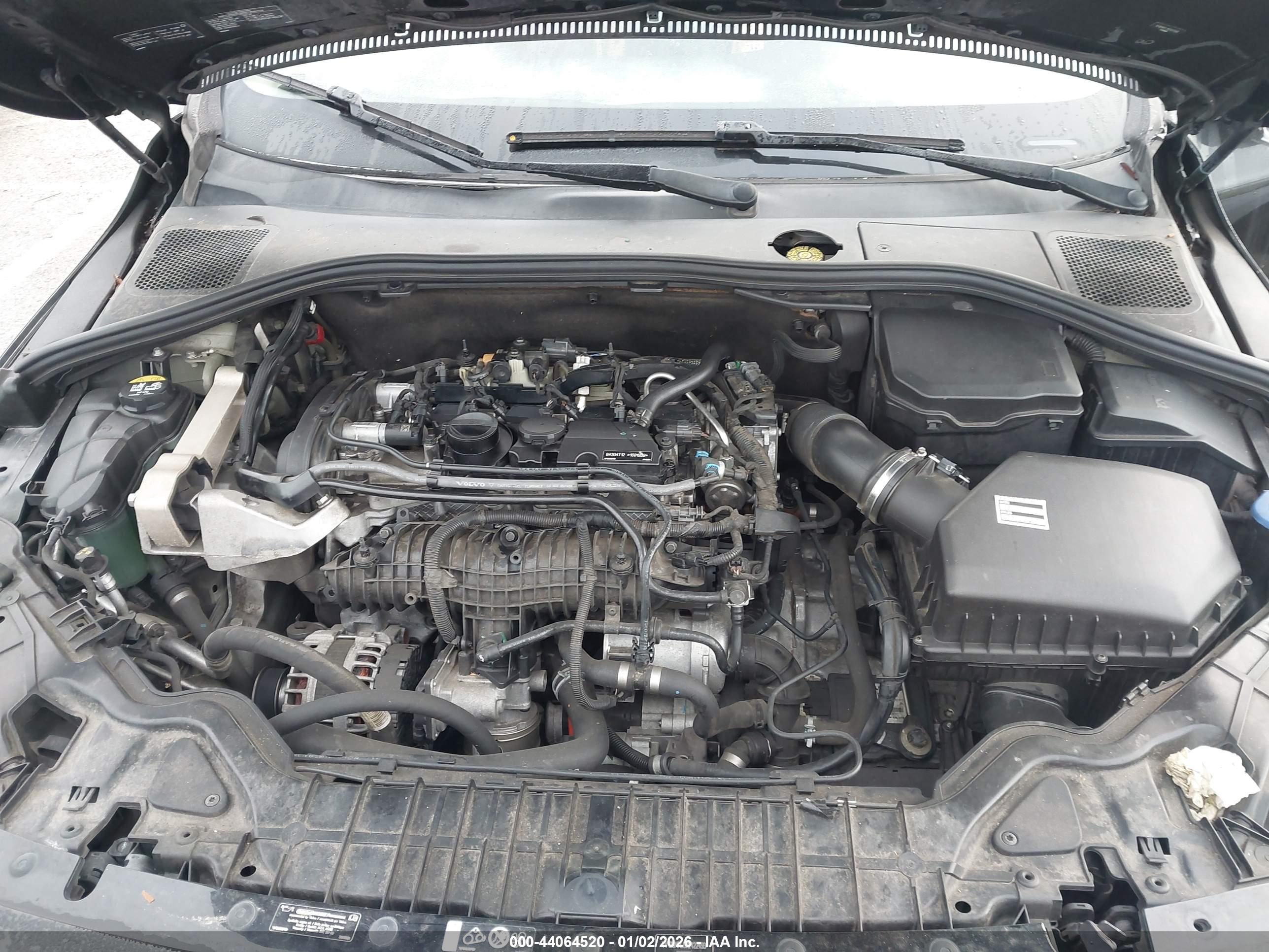 VOLVO S60 image 10