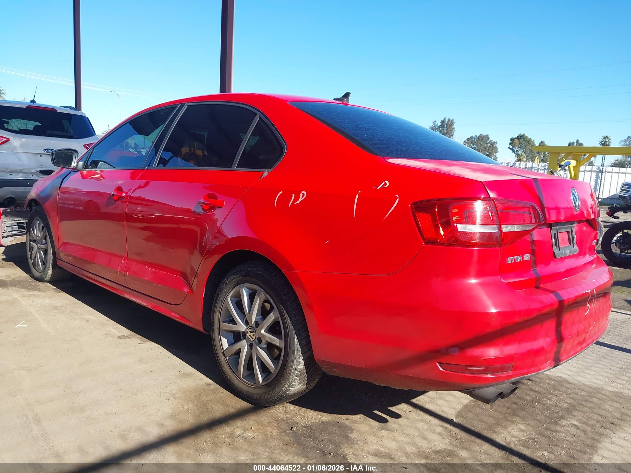 VOLKSWAGEN JETTA image 3