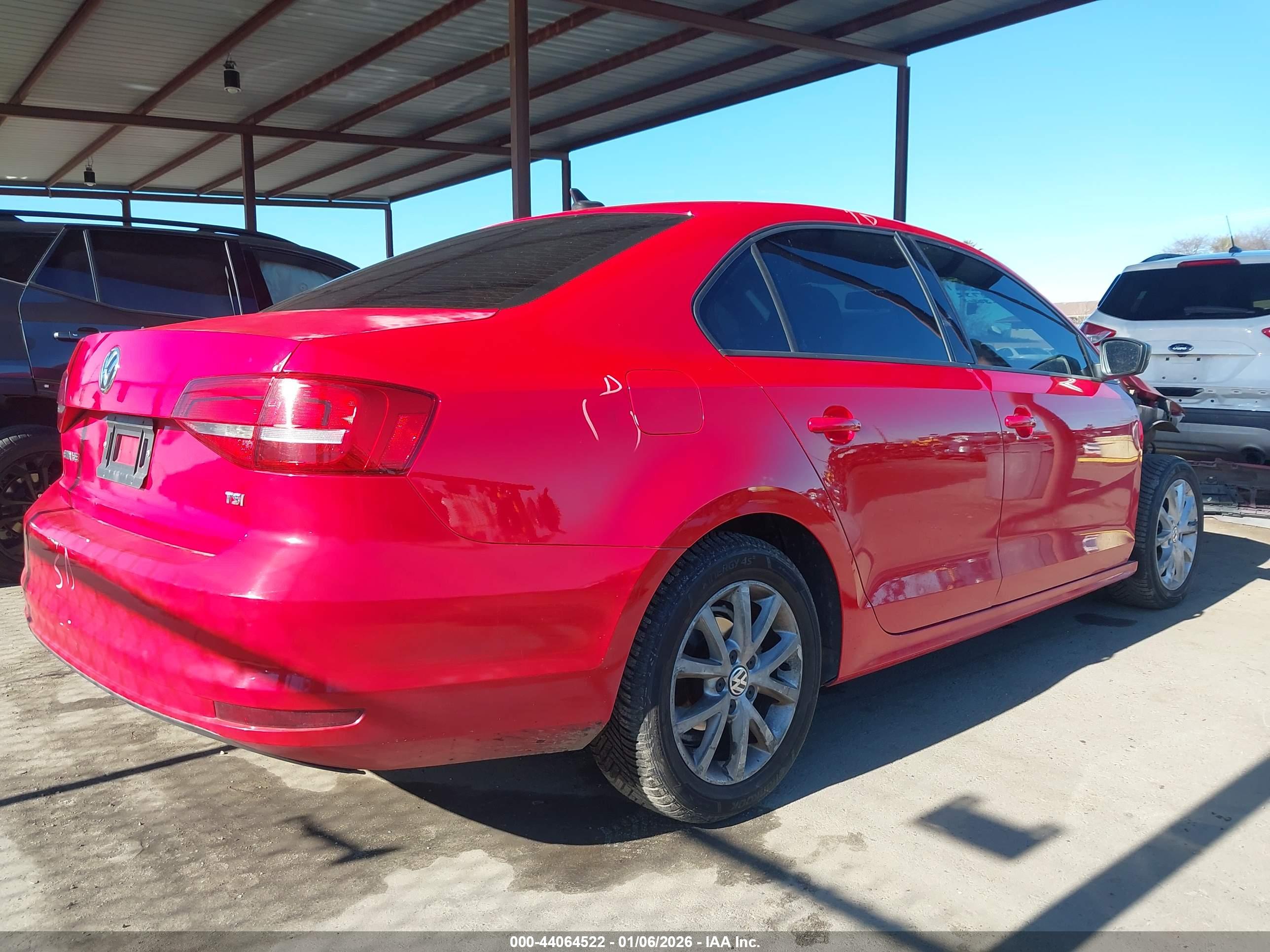 VOLKSWAGEN JETTA image 4