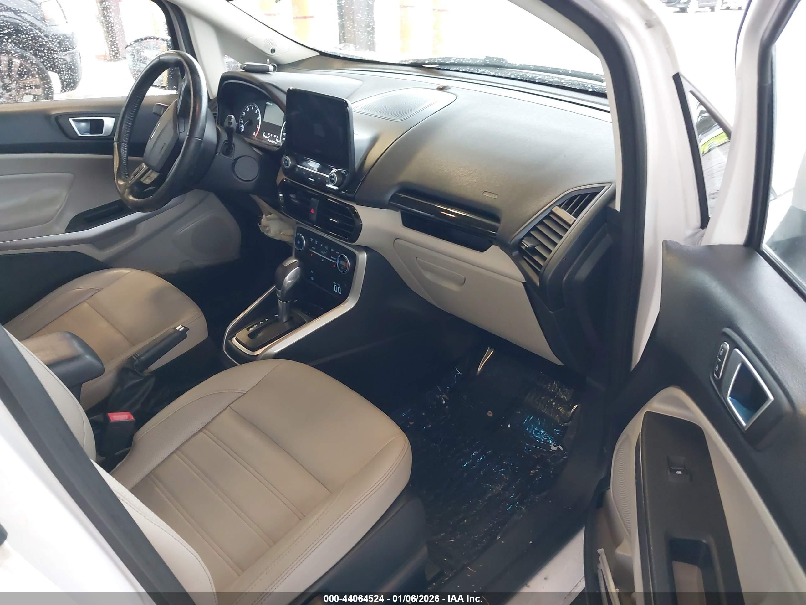 FORD ECOSPORT image 5