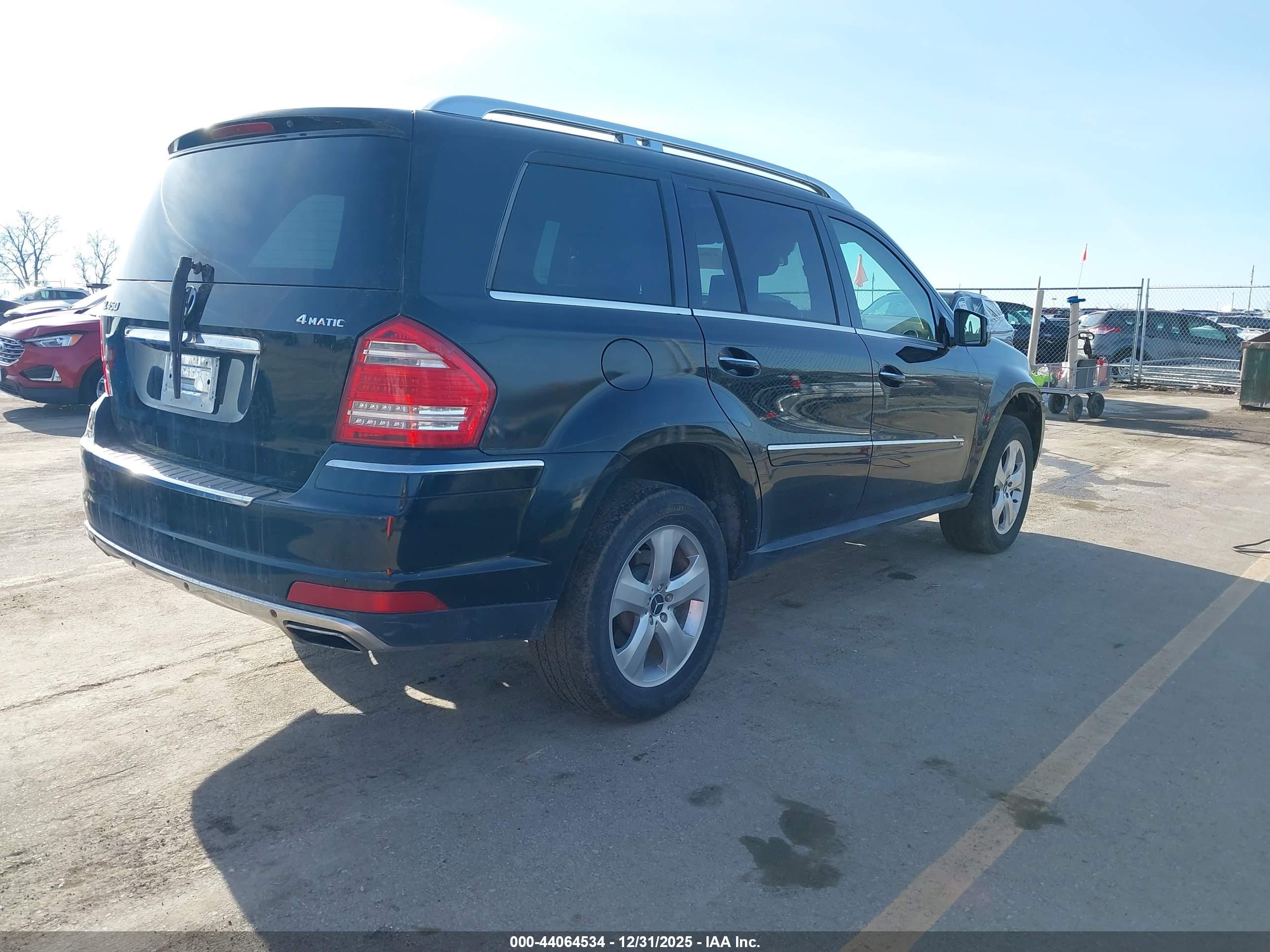 MERCEDES-BENZ GL image 4
