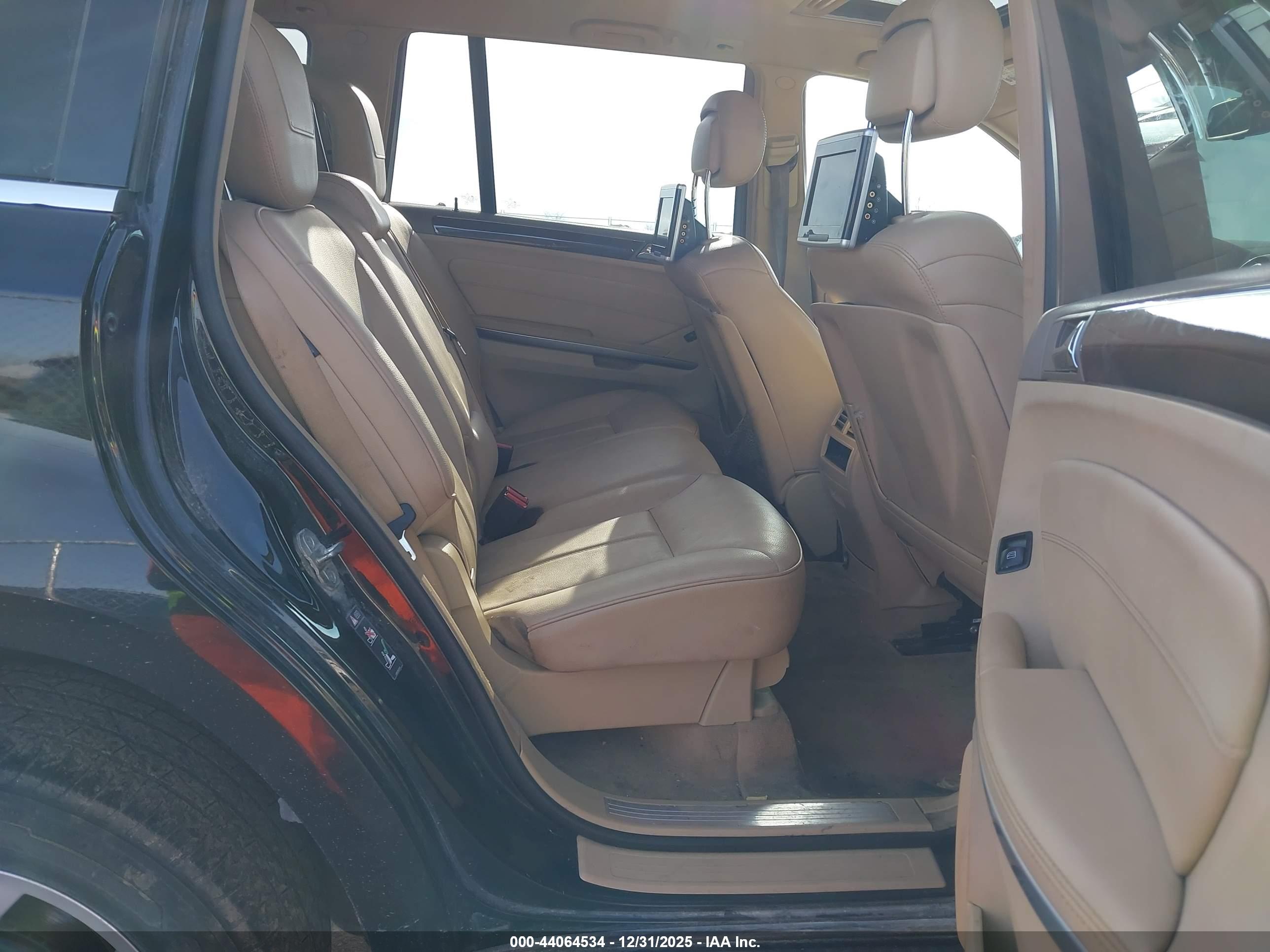 MERCEDES-BENZ GL image 8