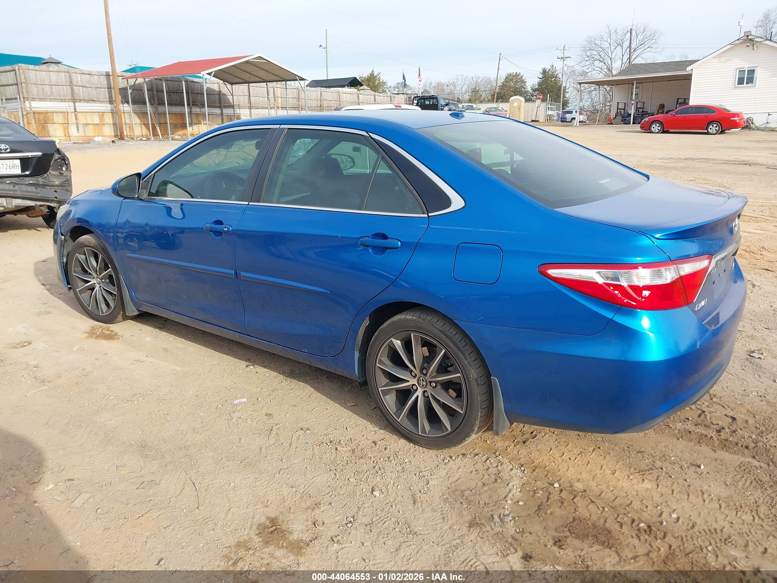 TOYOTA CAMRY image 3