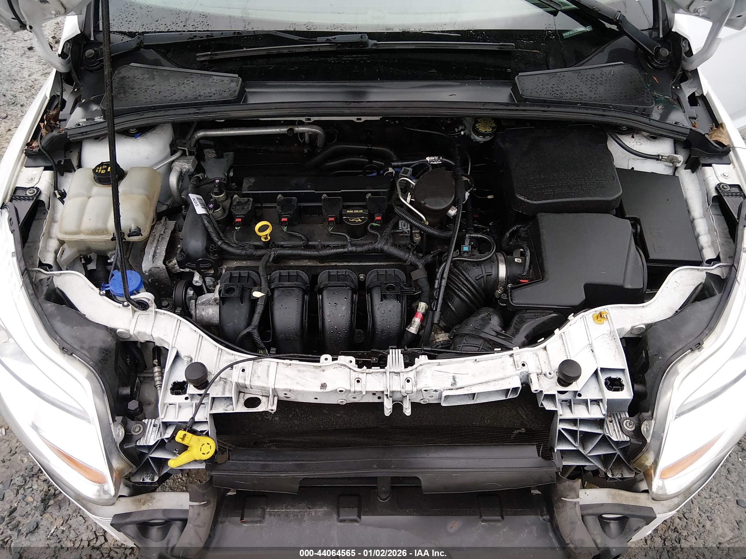 FORD FOCUS image 10