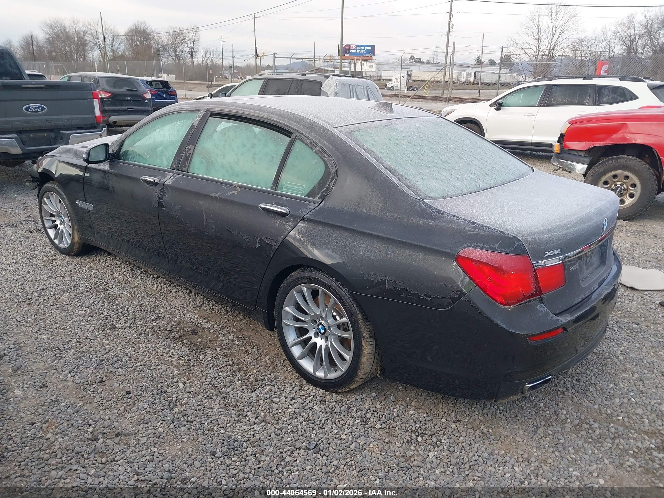 BMW 740LI image 3