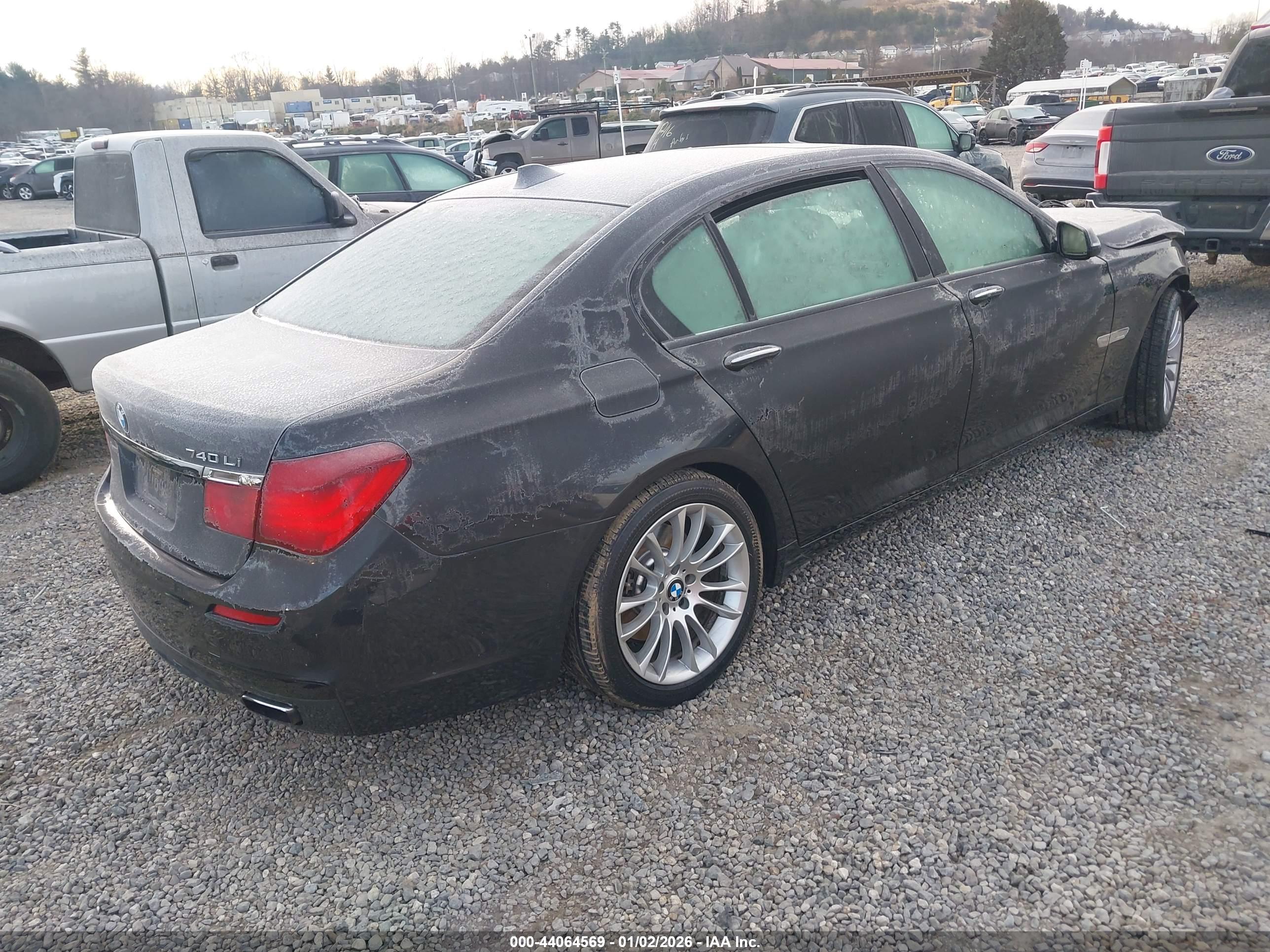 BMW 740LI image 4