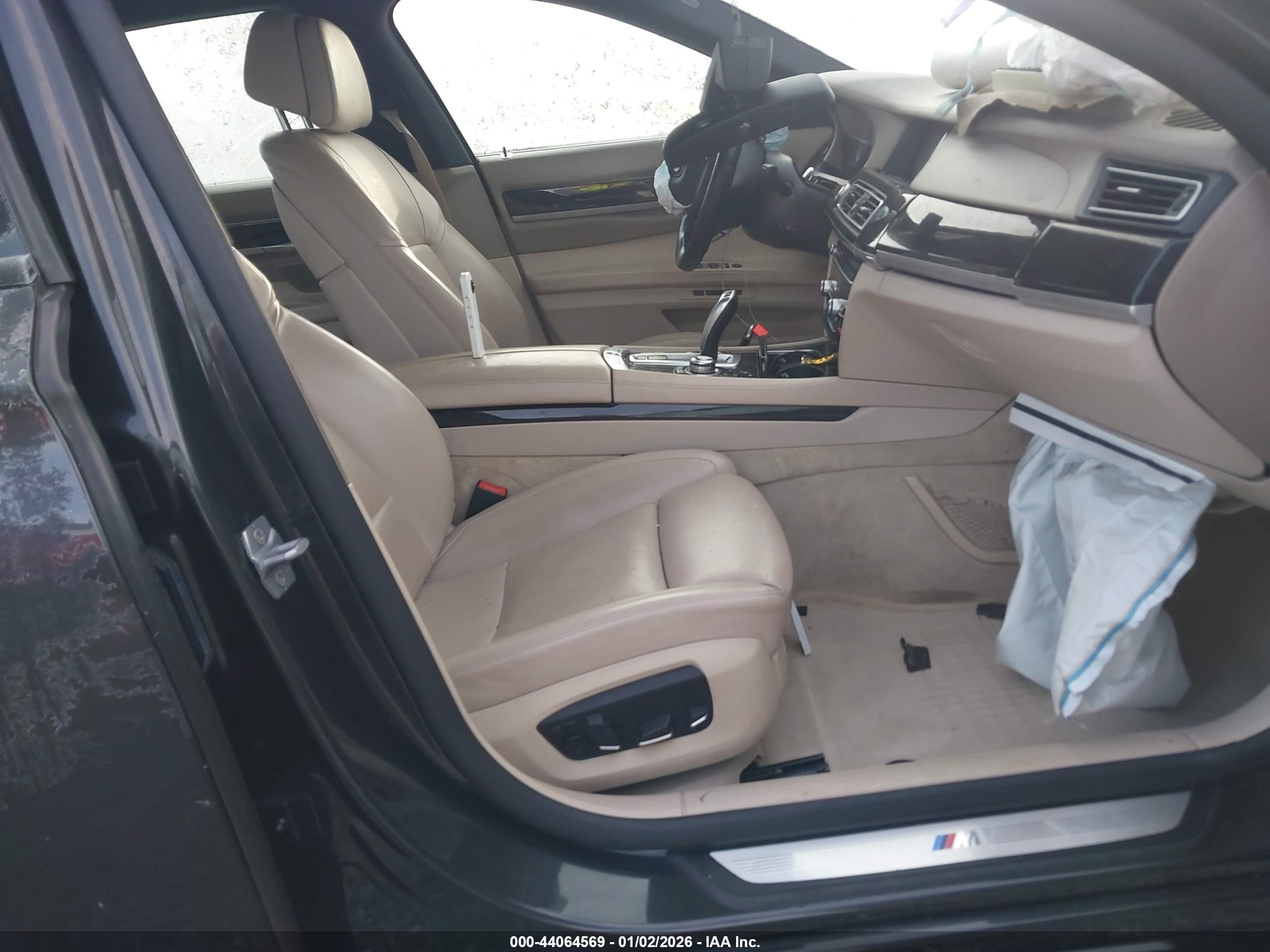 BMW 740LI image 5
