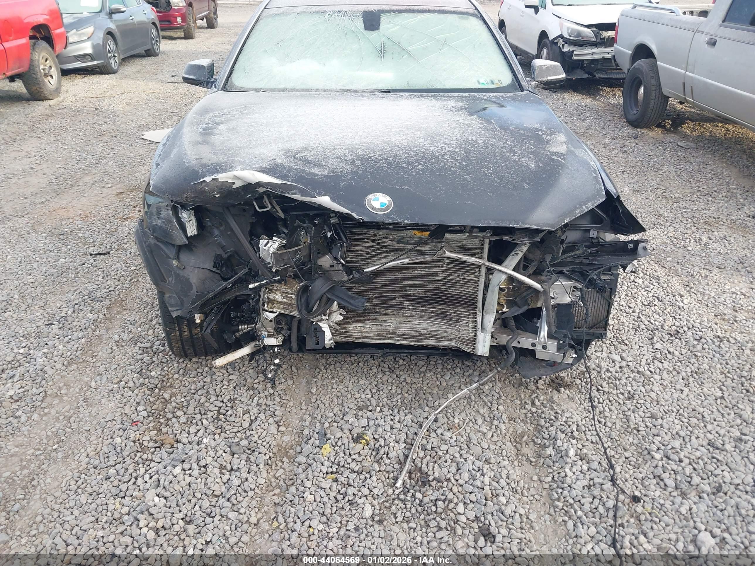 BMW 740LI image 6