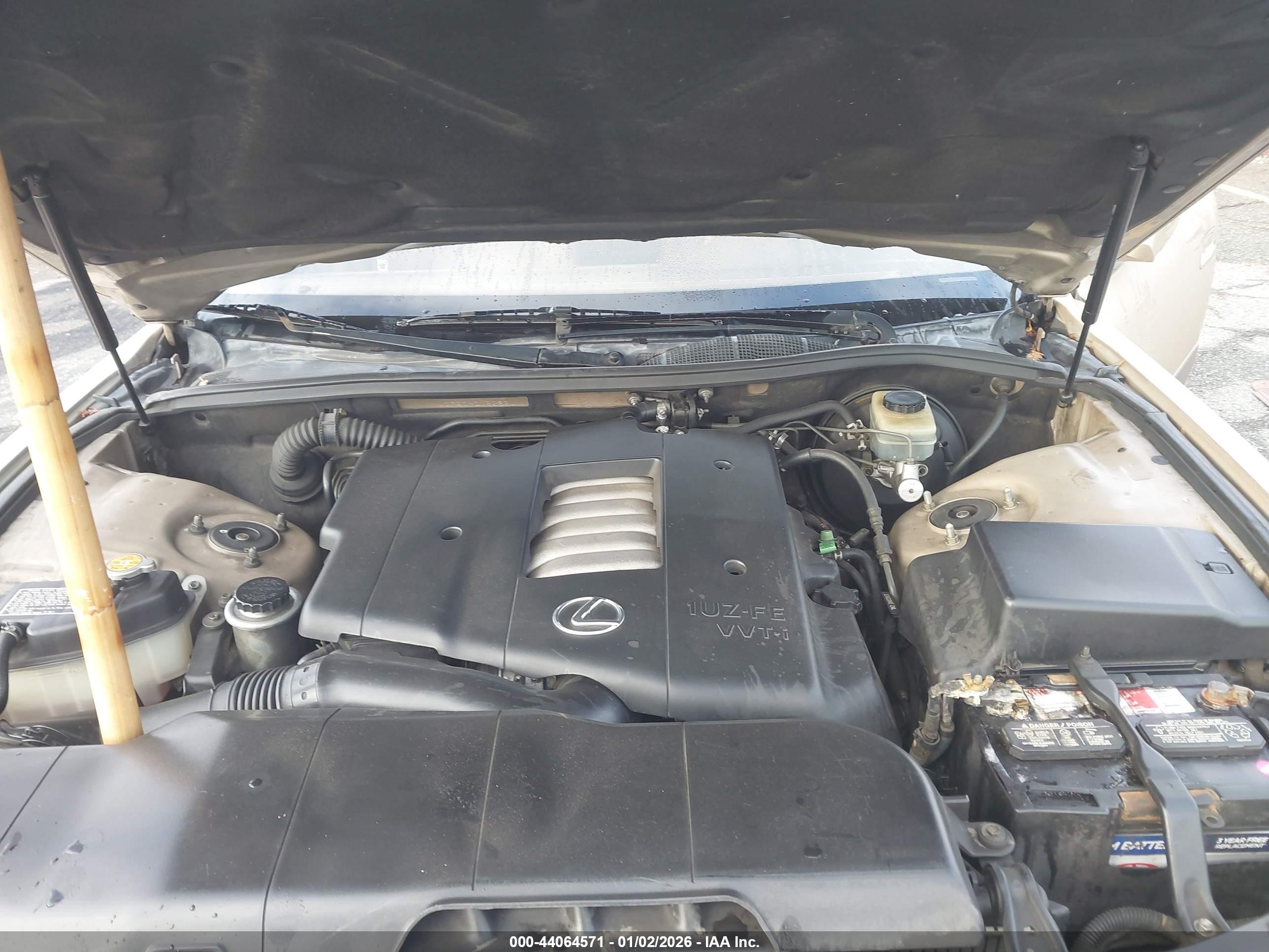 LEXUS LS image 10